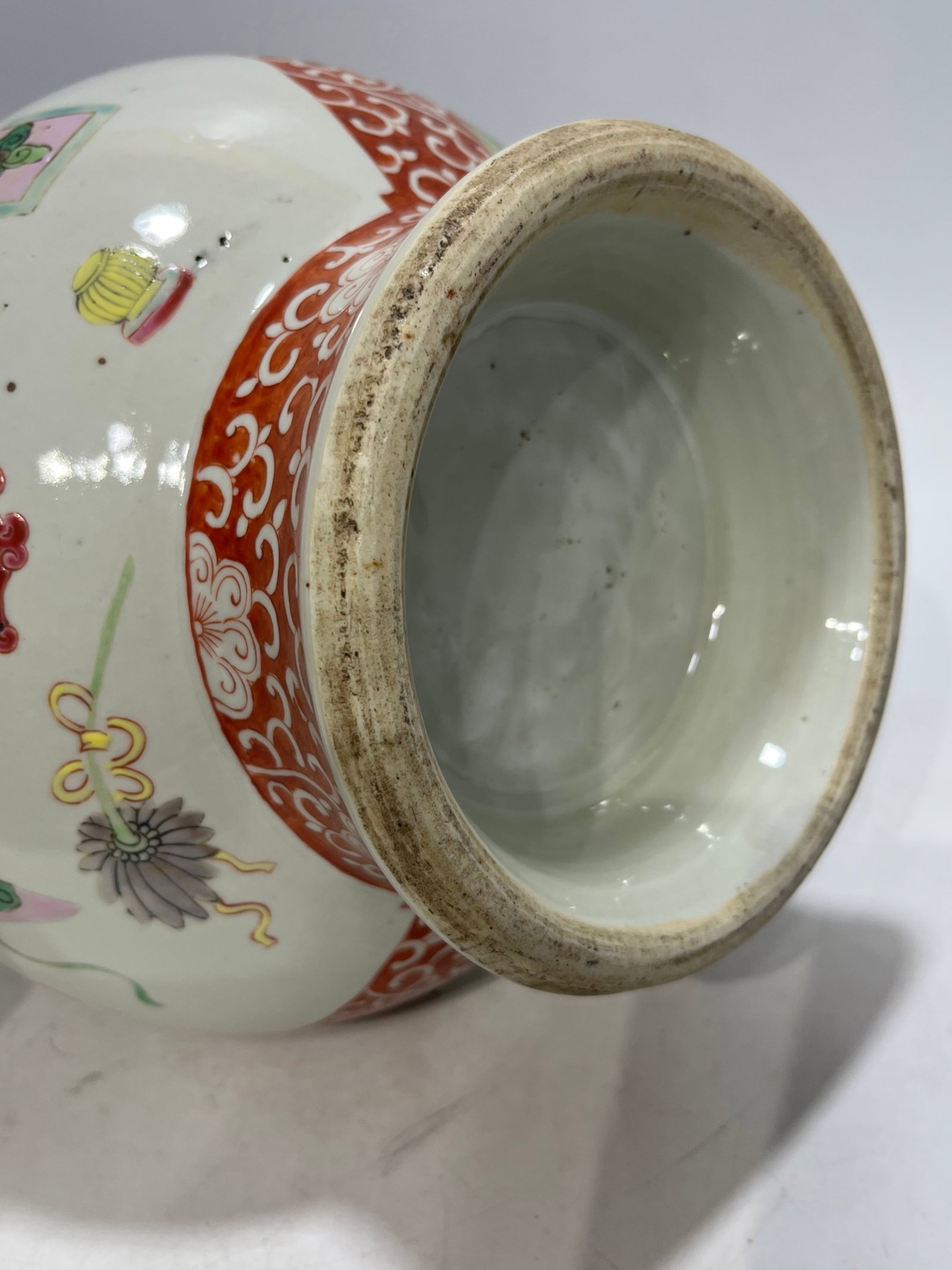 A Huge Wucai Flower Pattern Vase - 8