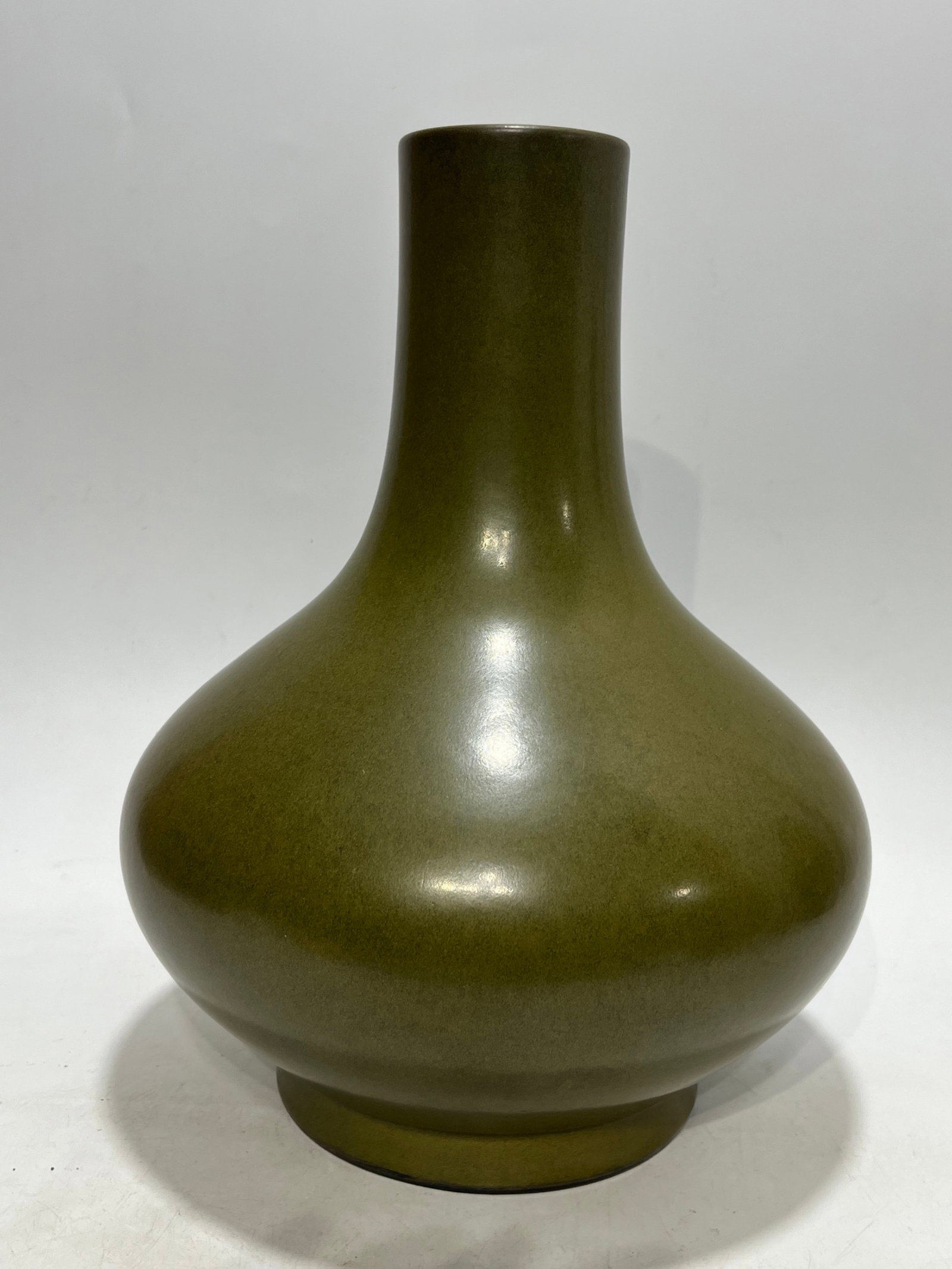 A Rare Teadust Glazed Vase - 11