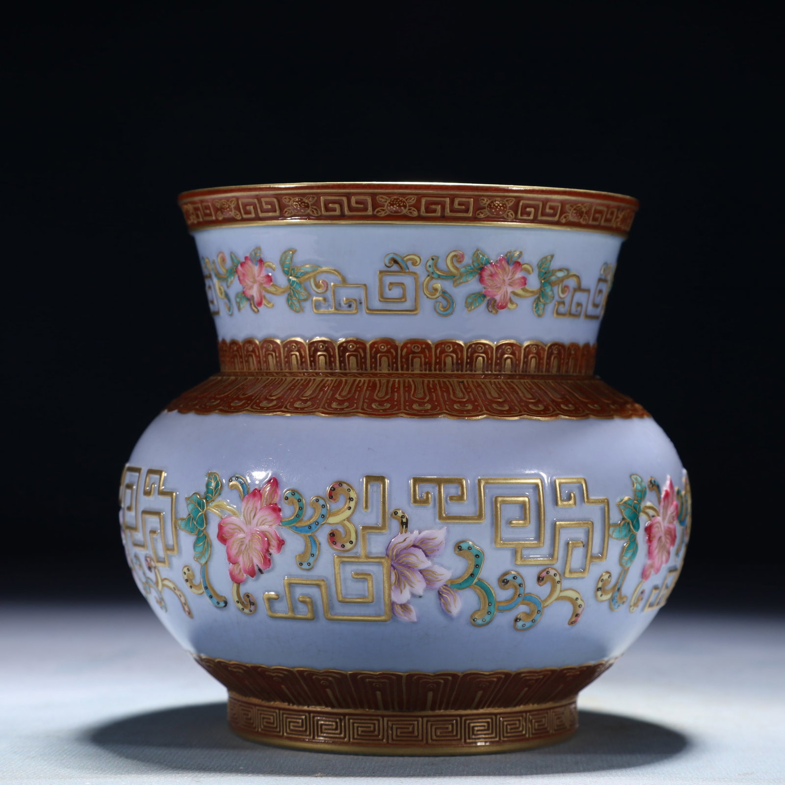 An Exquisite Famille-Rose Painted Gold Flower Pattern Vase: An Exquisite Famille-Rose Painted Gold Flower Pattern Vase,Qing Dynasty,China,Qianlong Six-character Mark,Size:5.1inx5.3in,Weight:700g 粉彩描金花卉纹瓶,