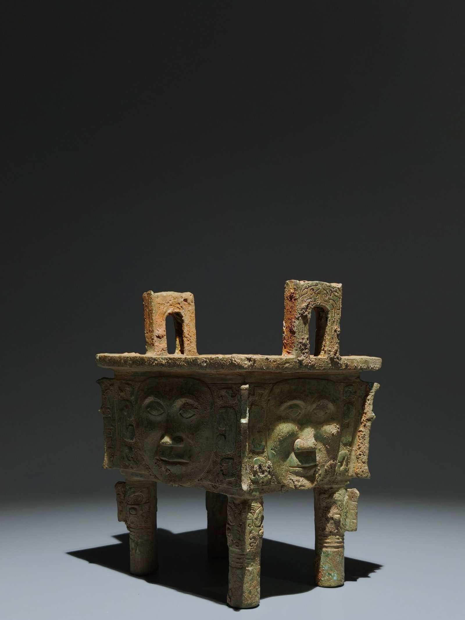 An Archaic Bronze Figure-Face Pattern Double-Ears Censer - 3