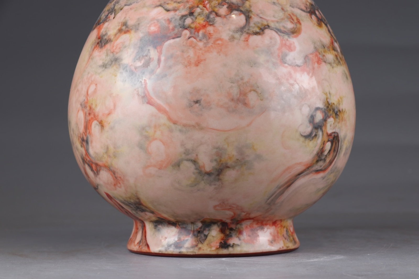 An Exquisite Marble Glazed Auspicious Cloud Pattern Vase - 3