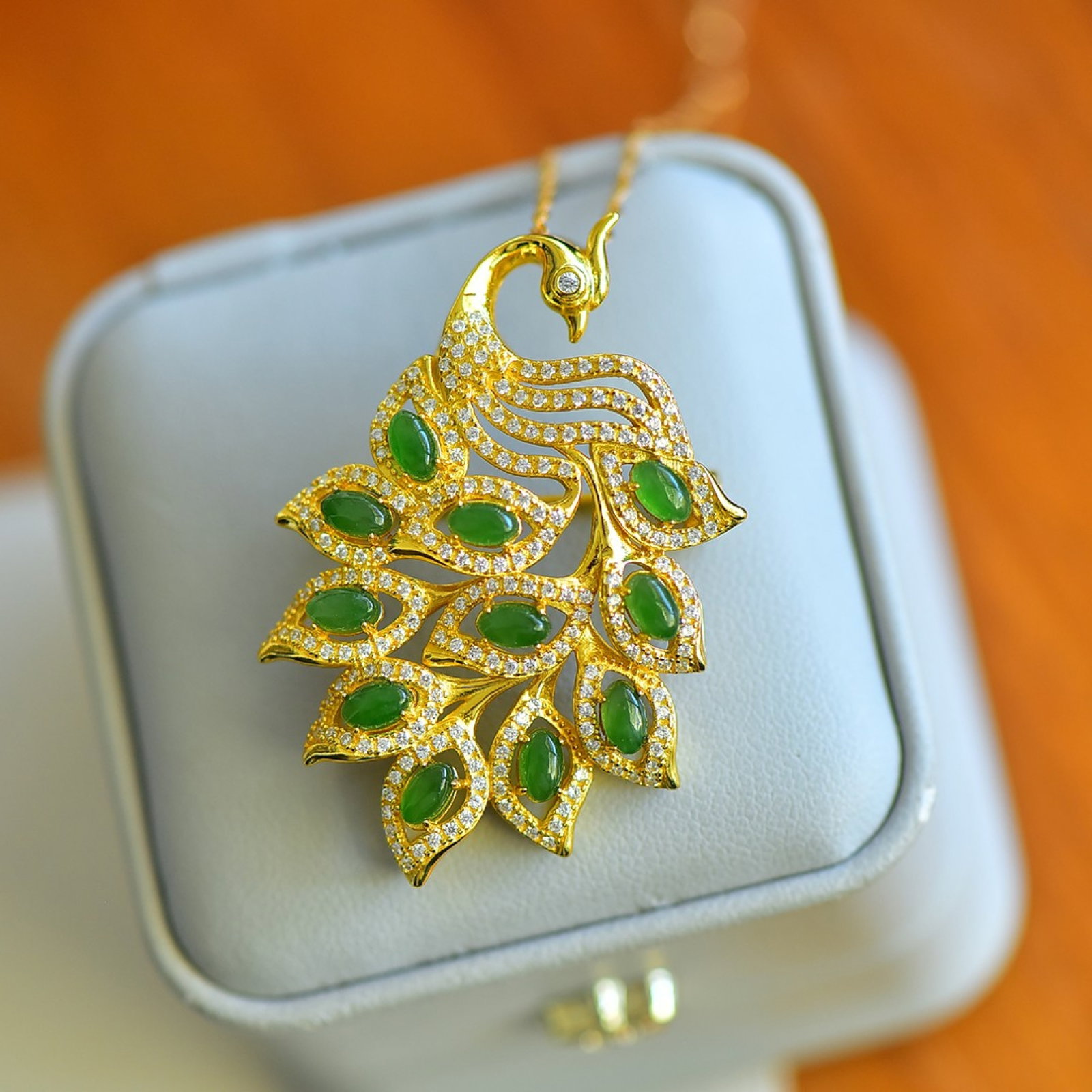 An Exquisite Sterling Silver-Gold Plated Inlaid Jasper Peacock Necklace,Inlaid Diamond: An Exquisite Sterling Silver-Gold Plated Inlaid Jasper Peacock Necklace,Inlaid Diamond,Size:0.1inx0.2in