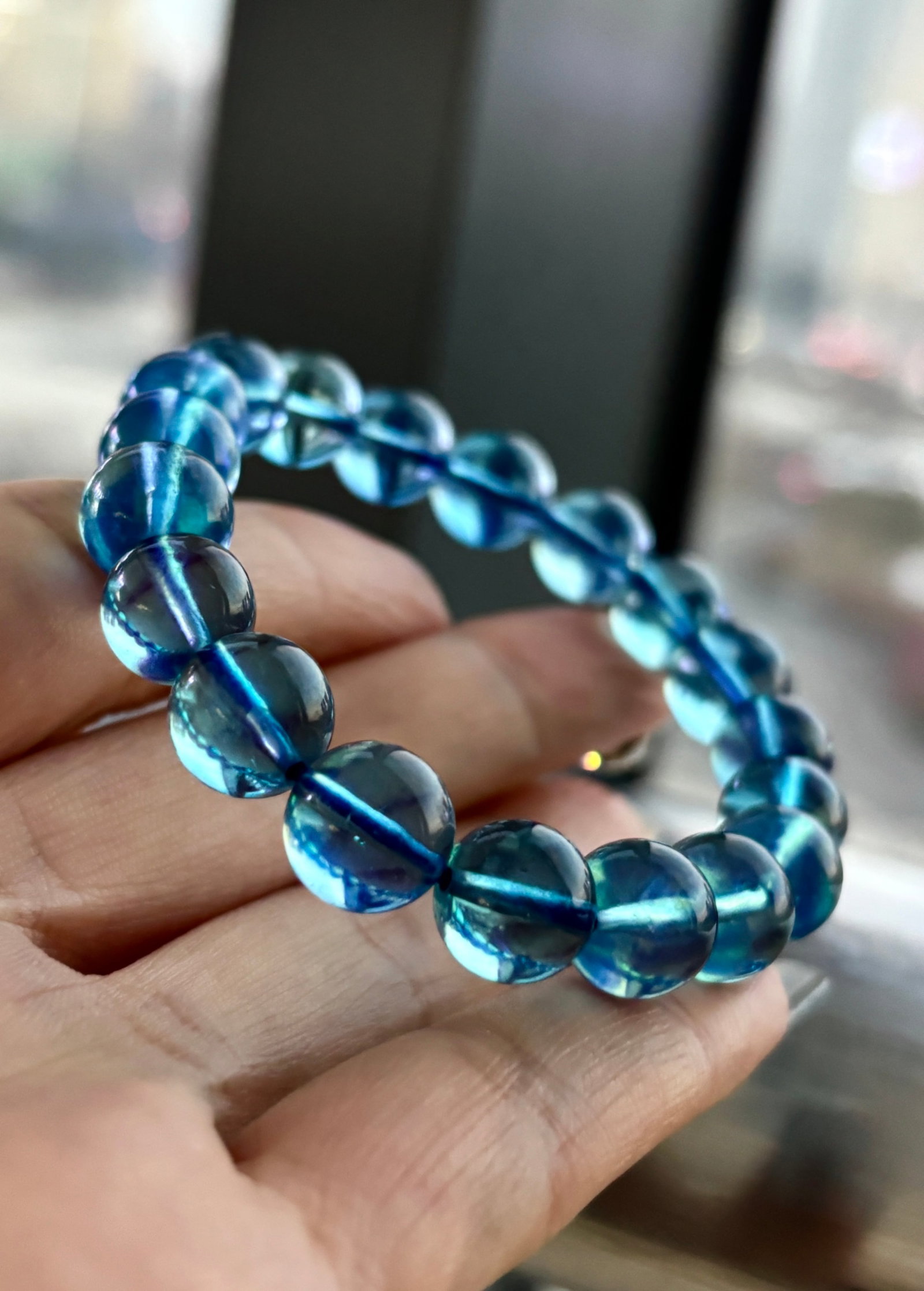 An Exquisite Aquamarine Bracelet: An Exquisite Aquamarine Bracelet,Size:0.4in,Weight:29.5g 海蓝宝手串