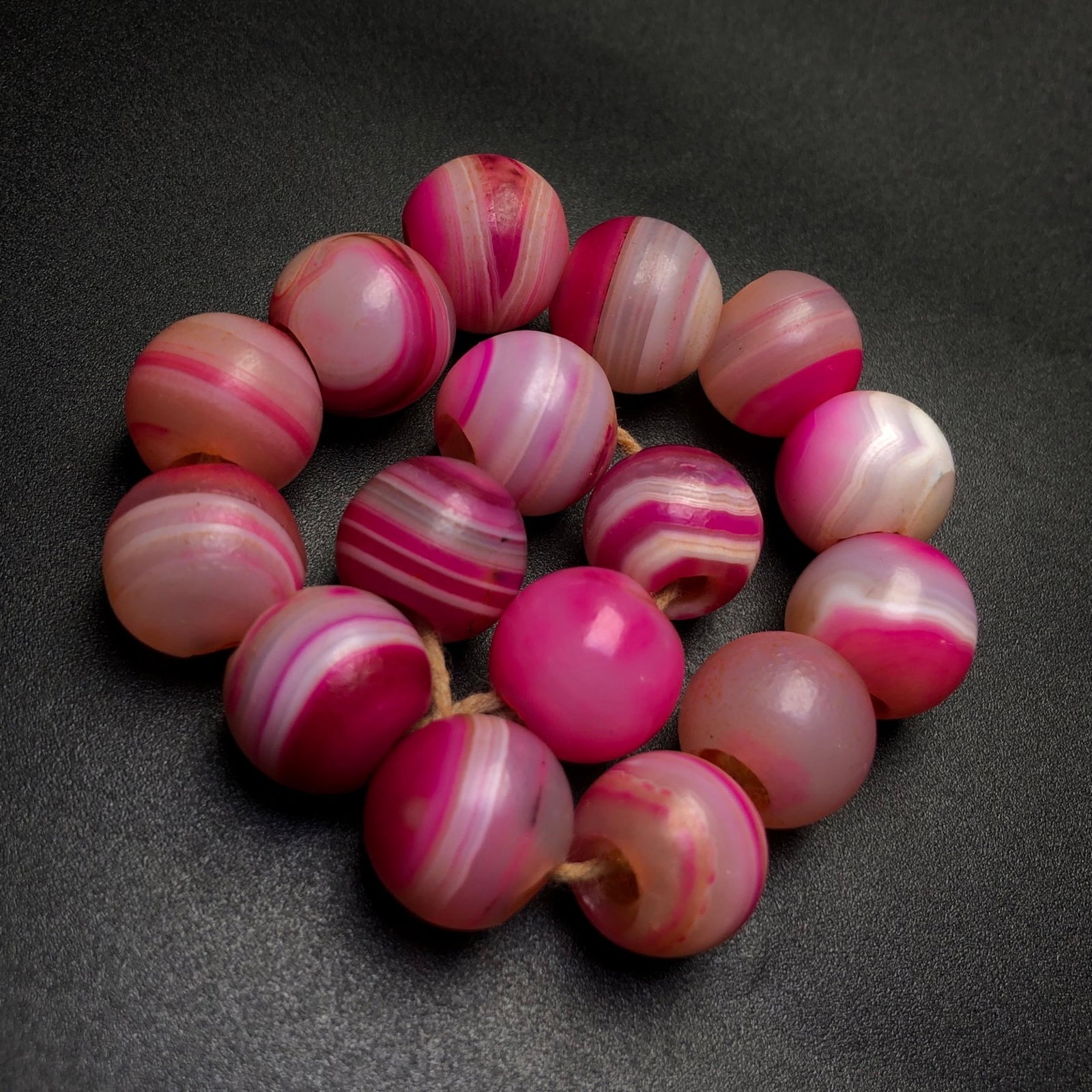 A Precious Agate Bracelets - 2