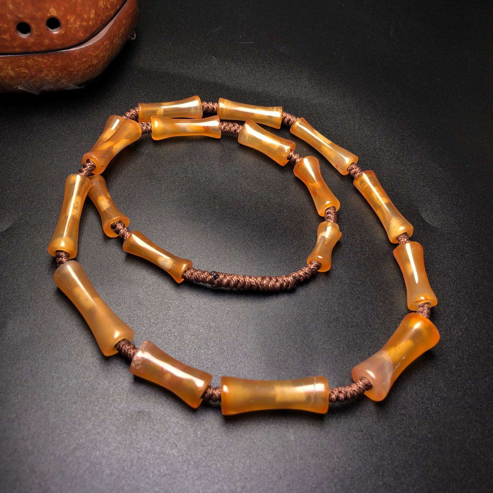 A Precious Agate Necklace - 5