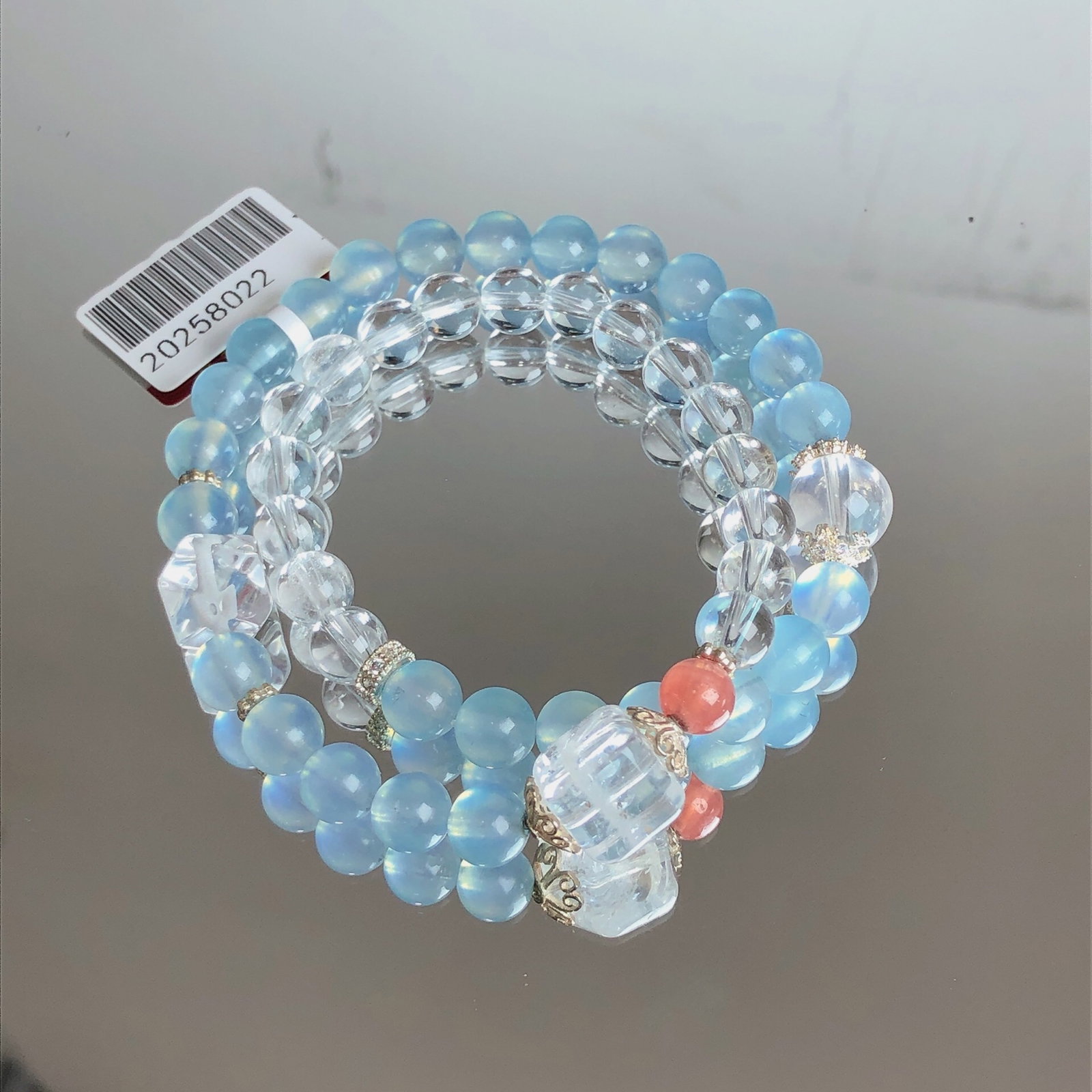 An Exquisite Crystal Bracelet - 2