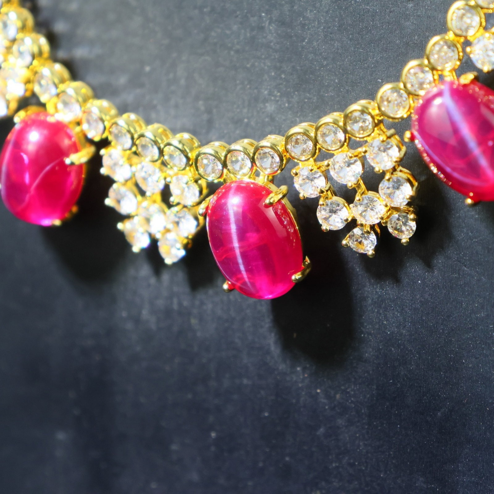 An Exquisite Necklace - 5
