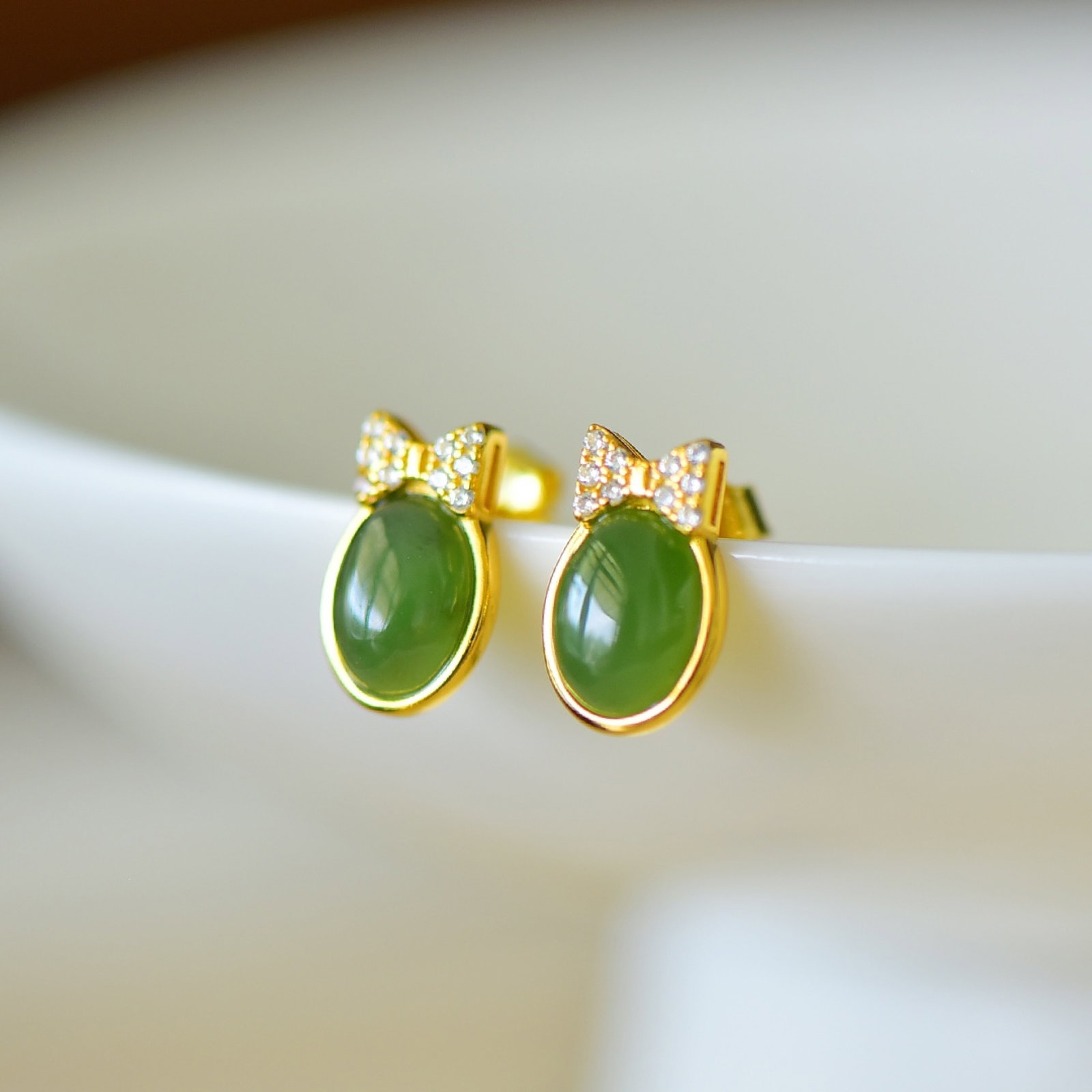 A Pair of Exquisite Sterling Silver-Gold Plated Inlaid Jasper Earrings,Inlaid Diamond: A Pair of Exquisite Sterling Silver-Gold Plated Inlaid Jasper Earrings,Inlaid Diamond,Size:0.2inx0.3in