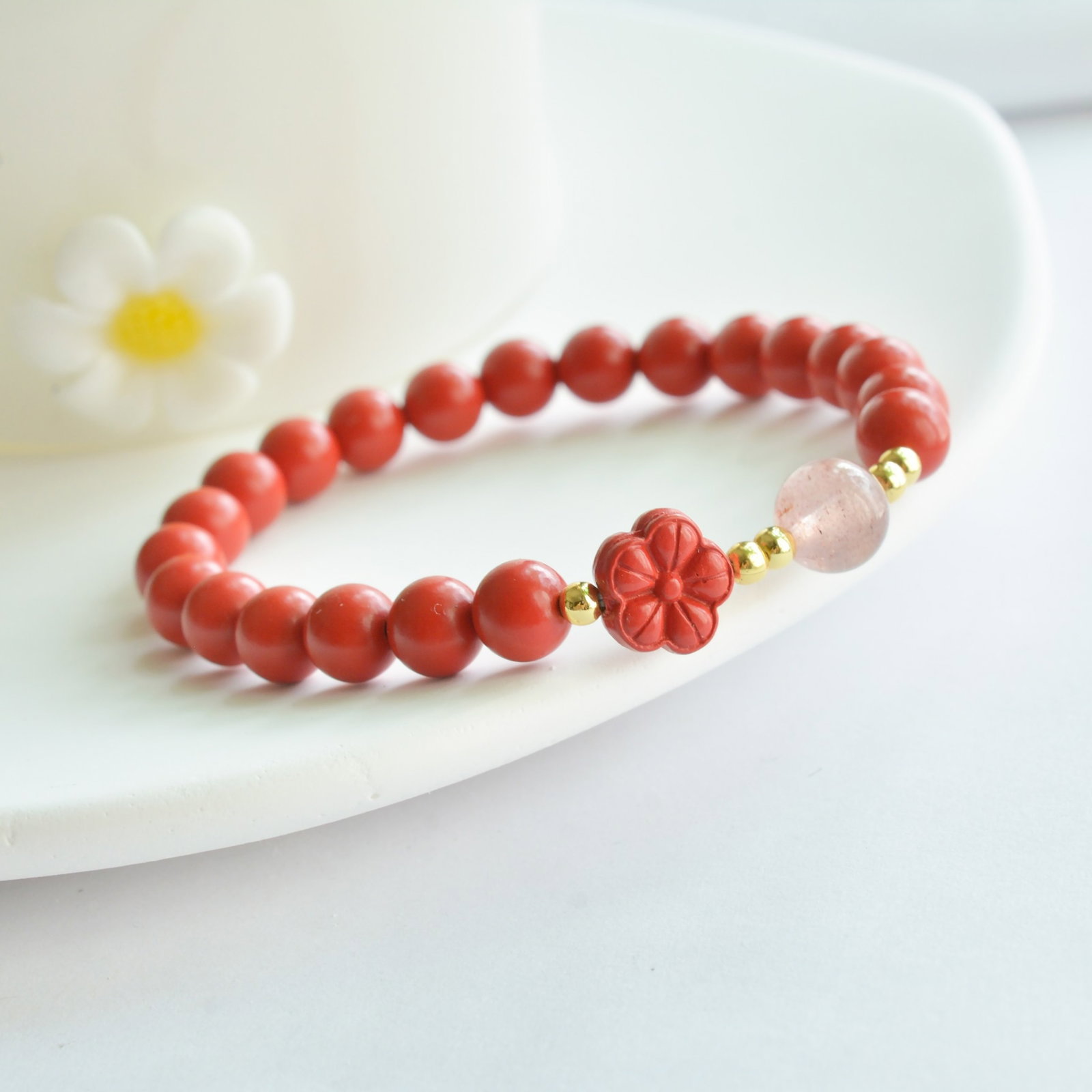 An Exquisite Cinnabar with Crystal Bracelets: An Exquisite Cinnabar with Crystal Bracelets,Size:0.3inx0.3in 朱砂配水晶手链