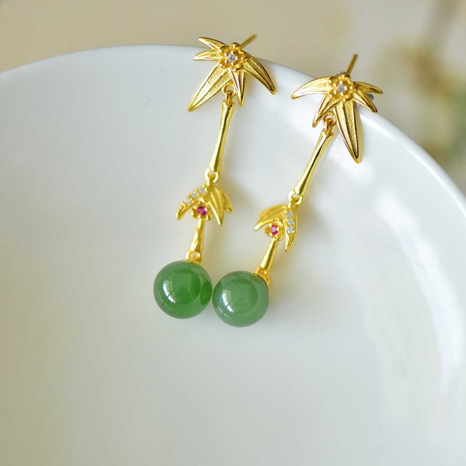 A Pair of Exquisite Sterling Silver-Gold Plated Inlaid Jasper Earrings,Inlaid Diamond: A Pair of Exquisite Sterling Silver-Gold Plated Inlaid Jasper Earrings,Inlaid Diamond,Size:0.4inx0.4in