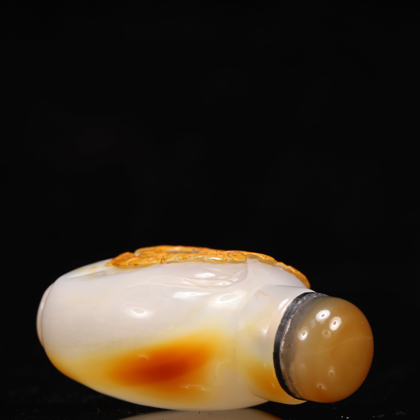 An Exquisite Agate Figure and Pine Pattern Snuff Bottle - 7