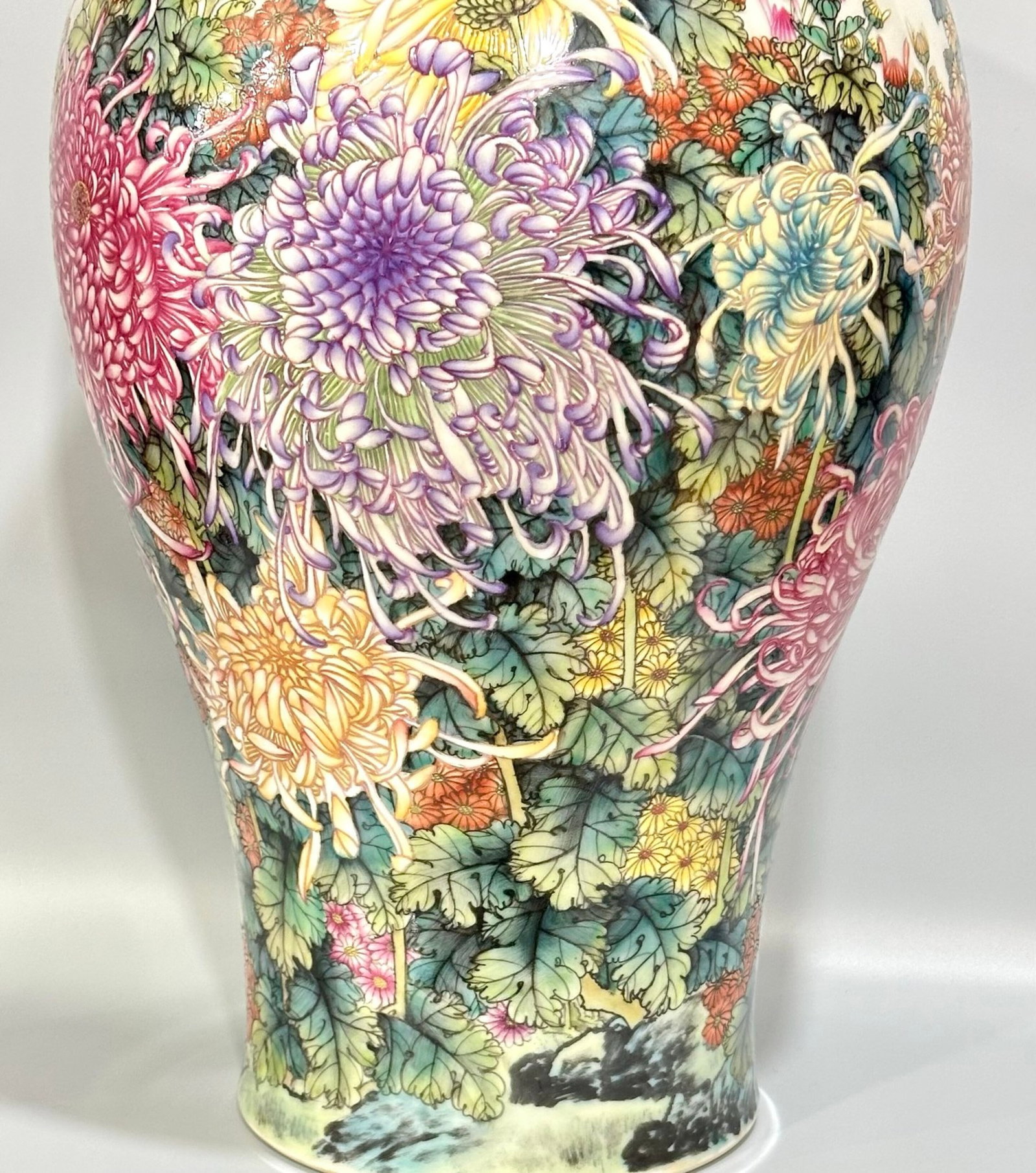 A Huge Enamel Flower Pattern Vase - 6
