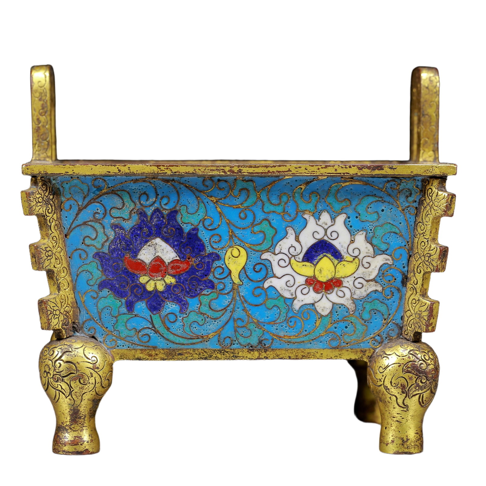 An Exquisite Cloisonne Lotus Pattern Double-Ears Censer: An Exquisite Cloisonne Lotus Pattern Double-Ears Censer,Qing Dynasty, China,Qianlong Four-character Mark,Size:5.1inx4.1inx4.7in,Weight:890g 景泰蓝缠枝莲纹