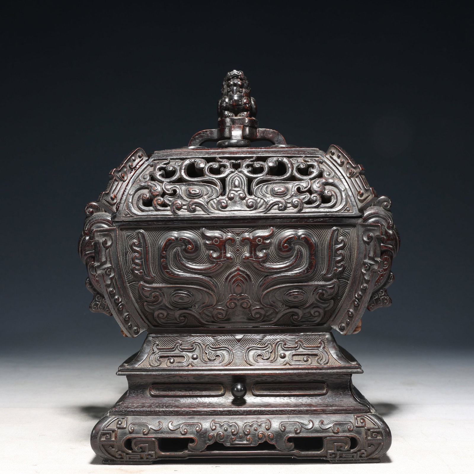 An Exquisite Zitanwood Chi-Dragon Pattern Censer: An Exquisite Zitanwood Chi-Dragon Pattern Censer,Qing Dynasty,China,Qianlong Four-character Mark,Size:9.3inx6.5inx10.6in,Weight:1350g 紫檀木螭龙纹香炉,&
