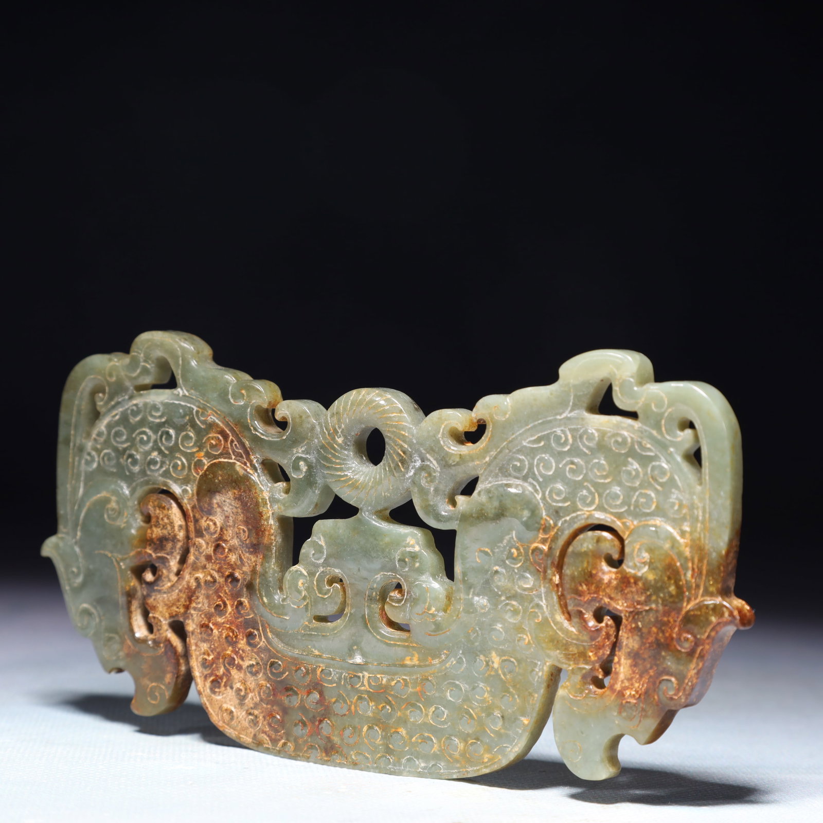 An Exquisite White Jade Beast Pattern Pendant - 4