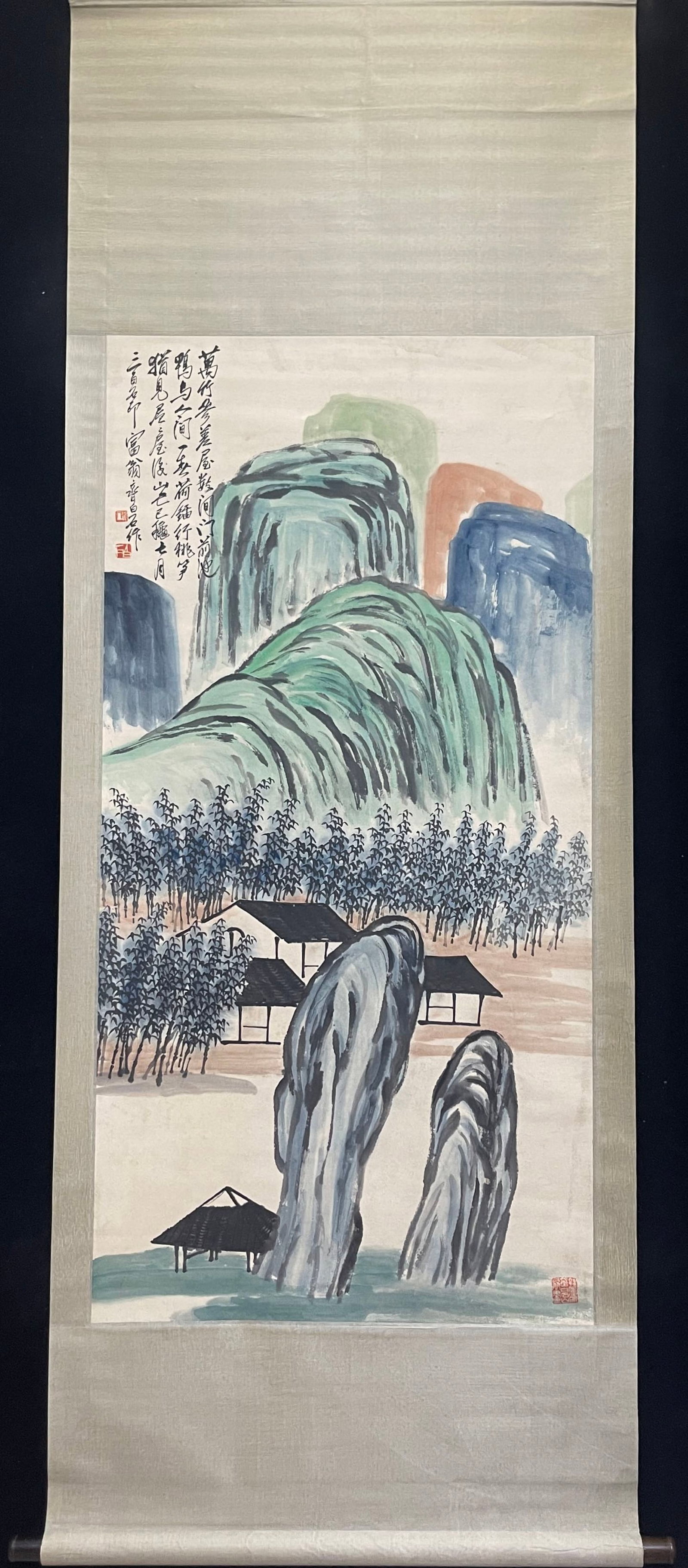 A Chinese Vertical Scroll Ink Painting of Landscape on Paper: A Chinese Vertical Scroll Ink Painting of Landscape on Paper,Qi Baishi,Size:26.8inx53.9in 一幅中国水墨山水画立轴,齐白ĳ