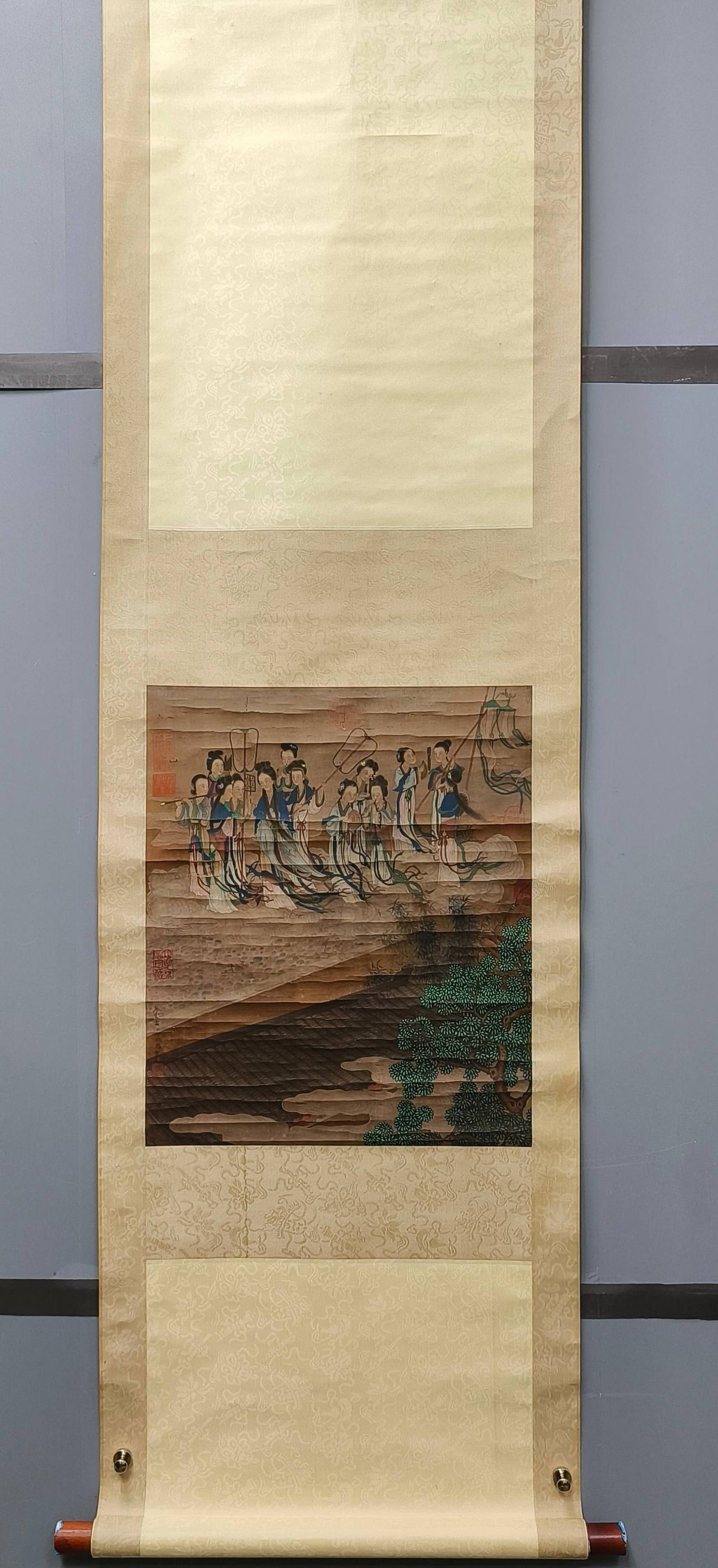 A Chinese Vertical Scroll Ink Painting of Character and Story on Paper: A Chinese Vertical Scroll Ink Painting of Character and Story on Paper,Wang Zhenpeng,Size:37inx16.1in 一幅中国水墨人物故事画立&#