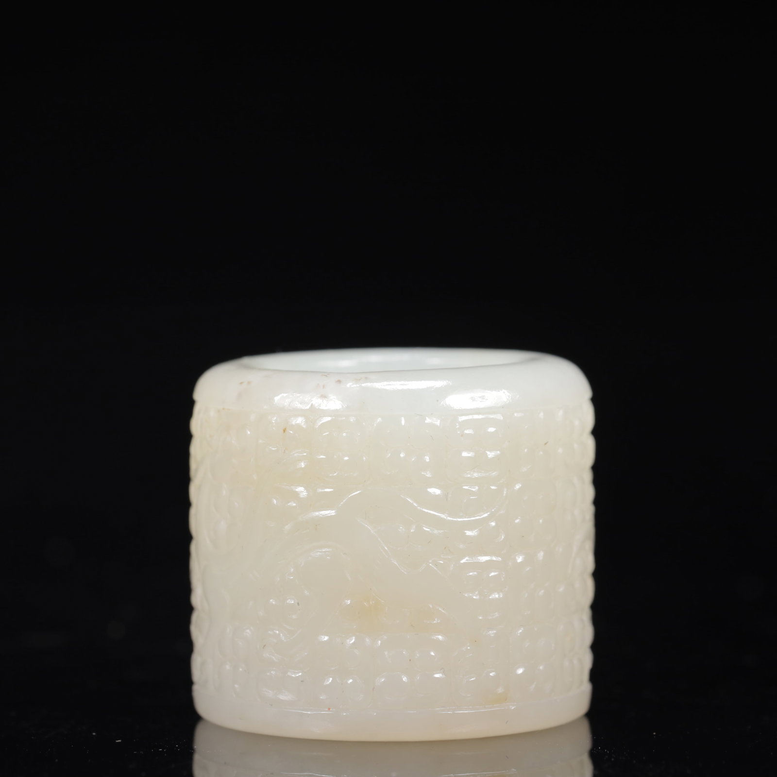 An Exquisite White Jade Dragon Pattern Thumb Ring - 5