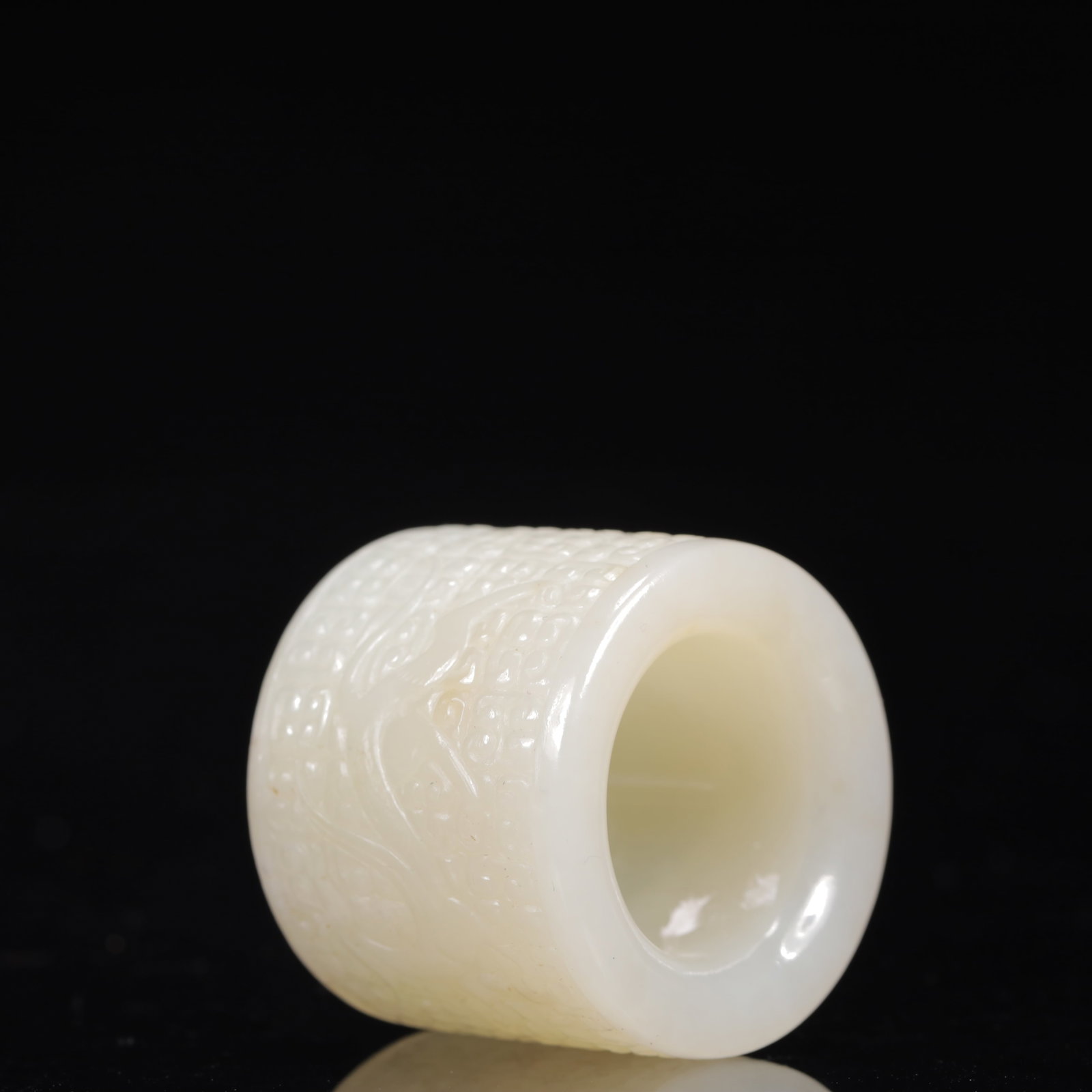 An Exquisite White Jade Dragon Pattern Thumb Ring - 7