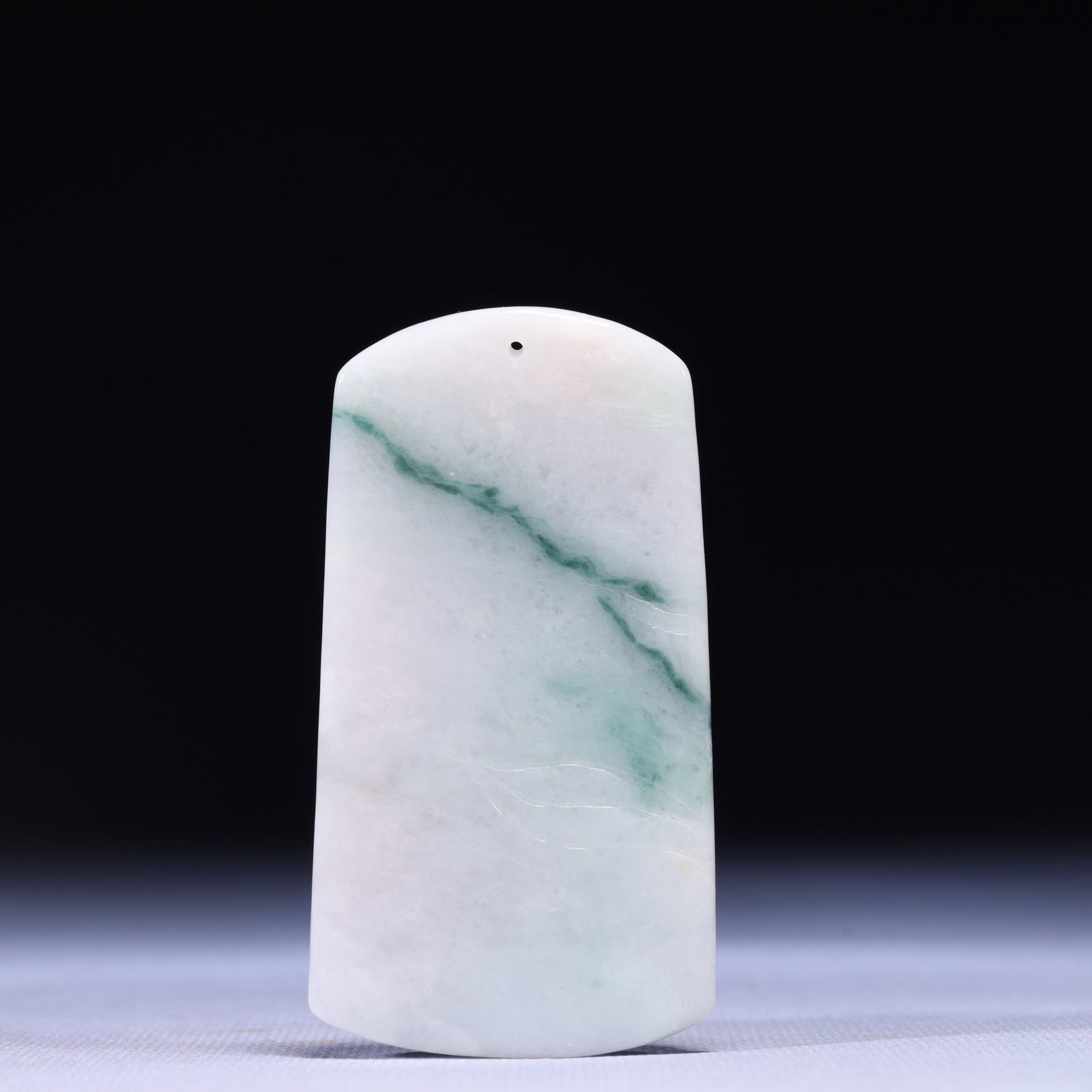 An Exquisite Jadeite Dragon Pattern Pendant - 4