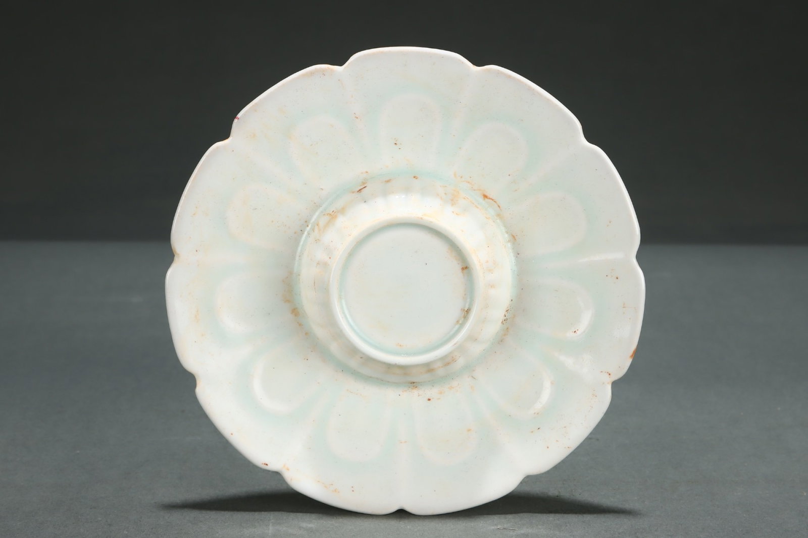An Exquisite Ding yao Flower Pattern Cup,with Base - 7