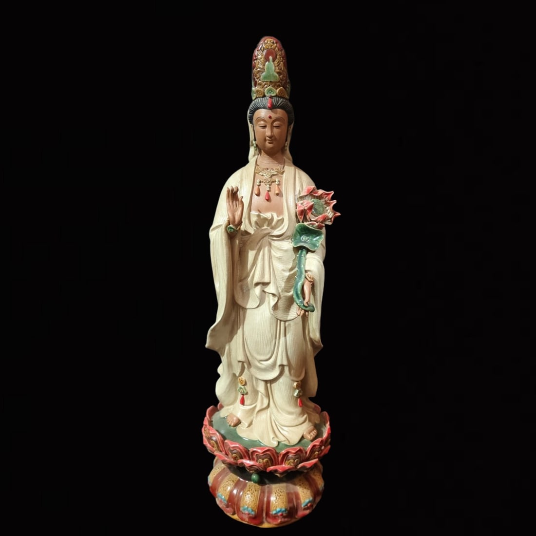 A Solemn Shiwan yao Statue of Avalokitesvara (1 of 7)
