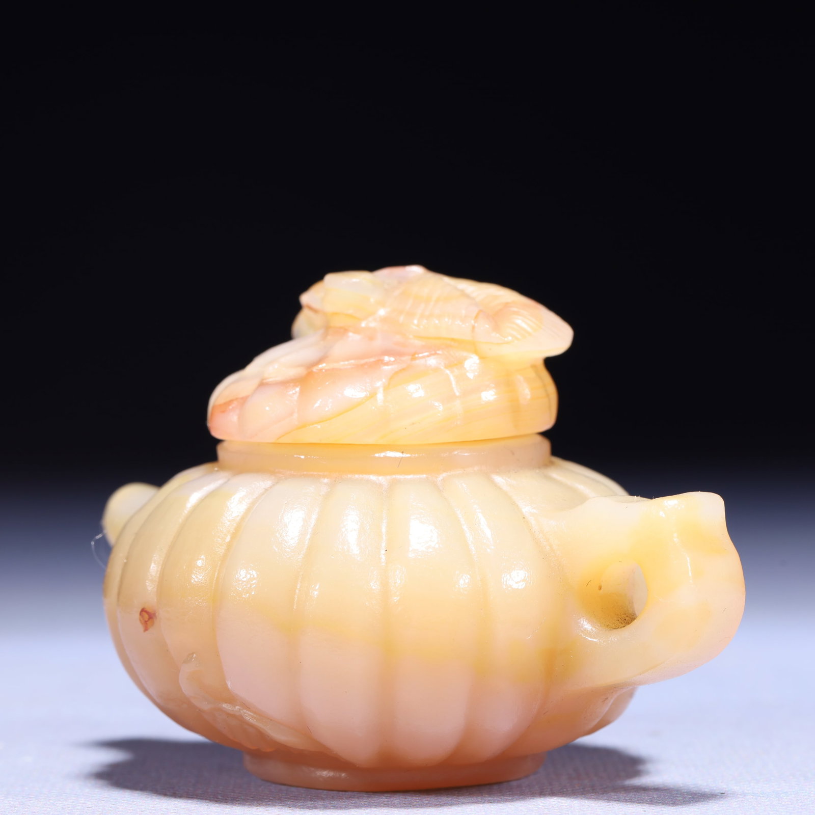 An Exquisite Agate Teapot - 6