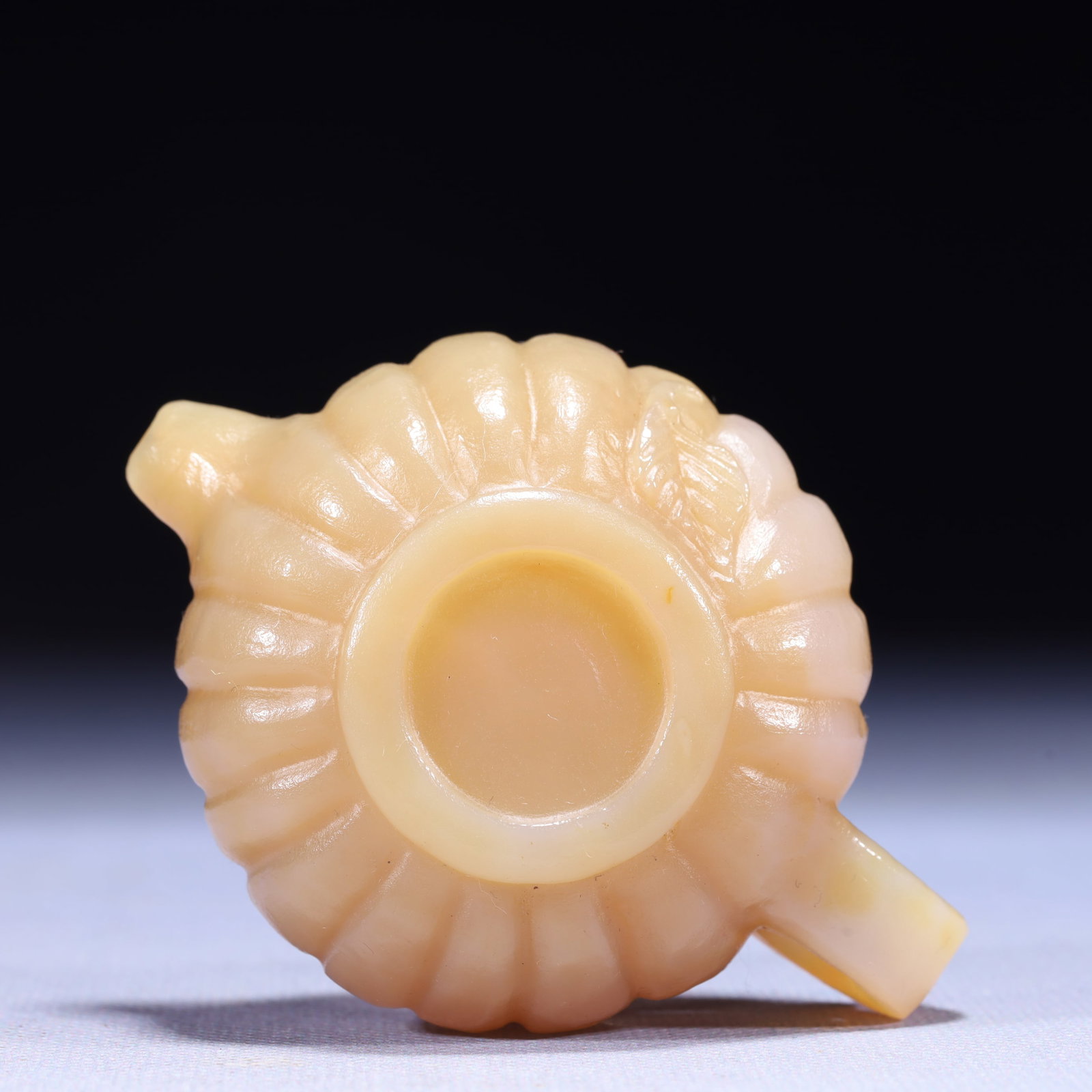 An Exquisite Agate Teapot - 9
