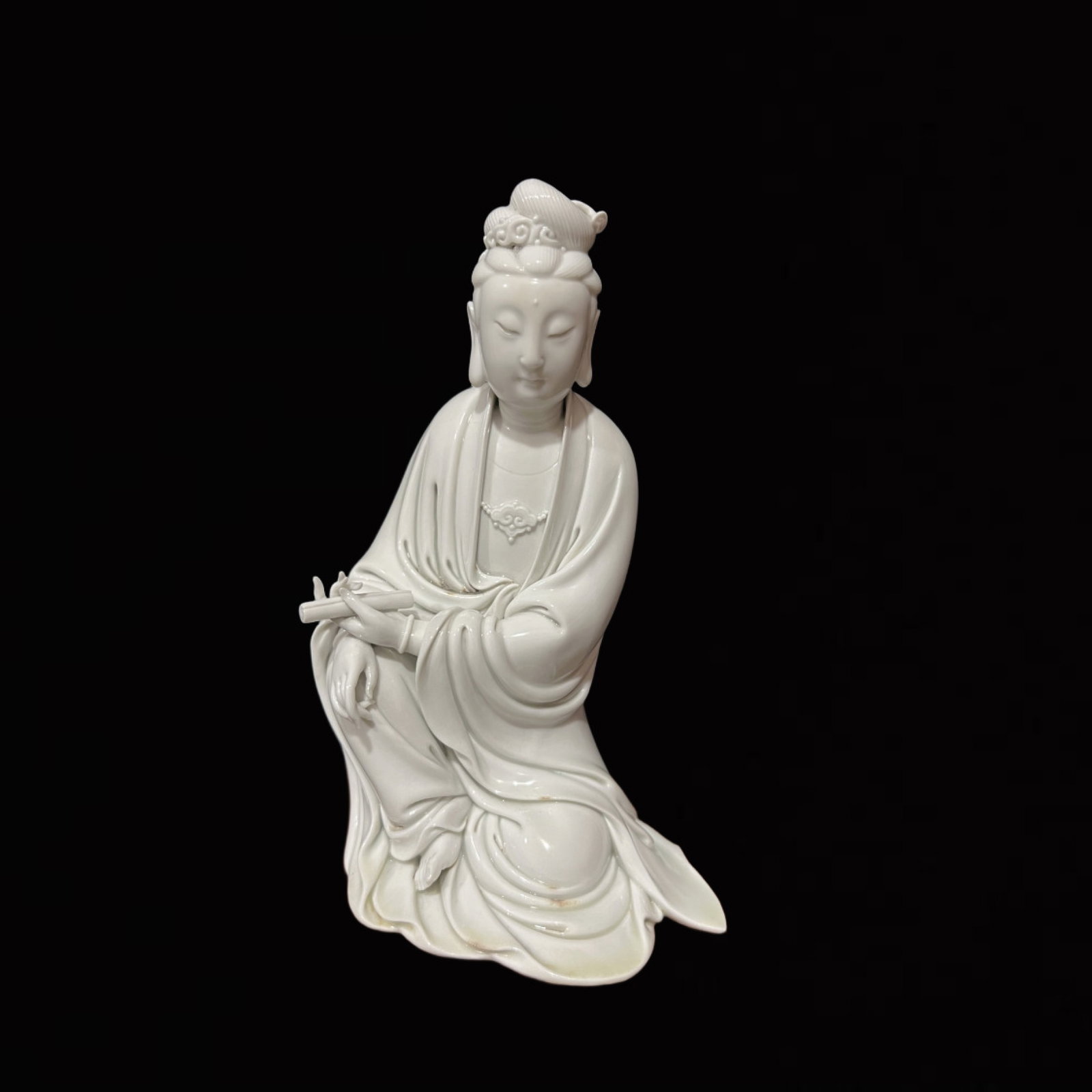 A Solemn Blance-De-Chine Statue of Avalokitesvara: A Solemn Blance-De-Chine Statue of Avalokitesvara,Ming Dynasty,China,He Chaozong Mark,Size:8.7in