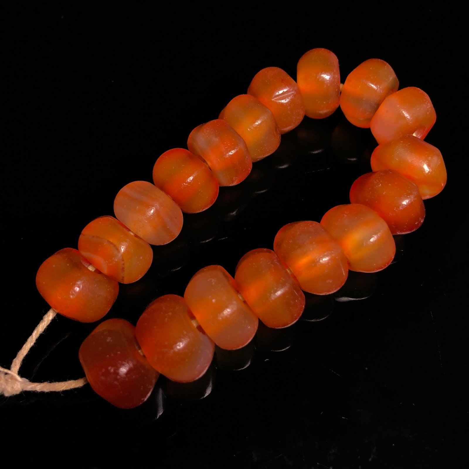 A Precious Agate Bracelets - 4
