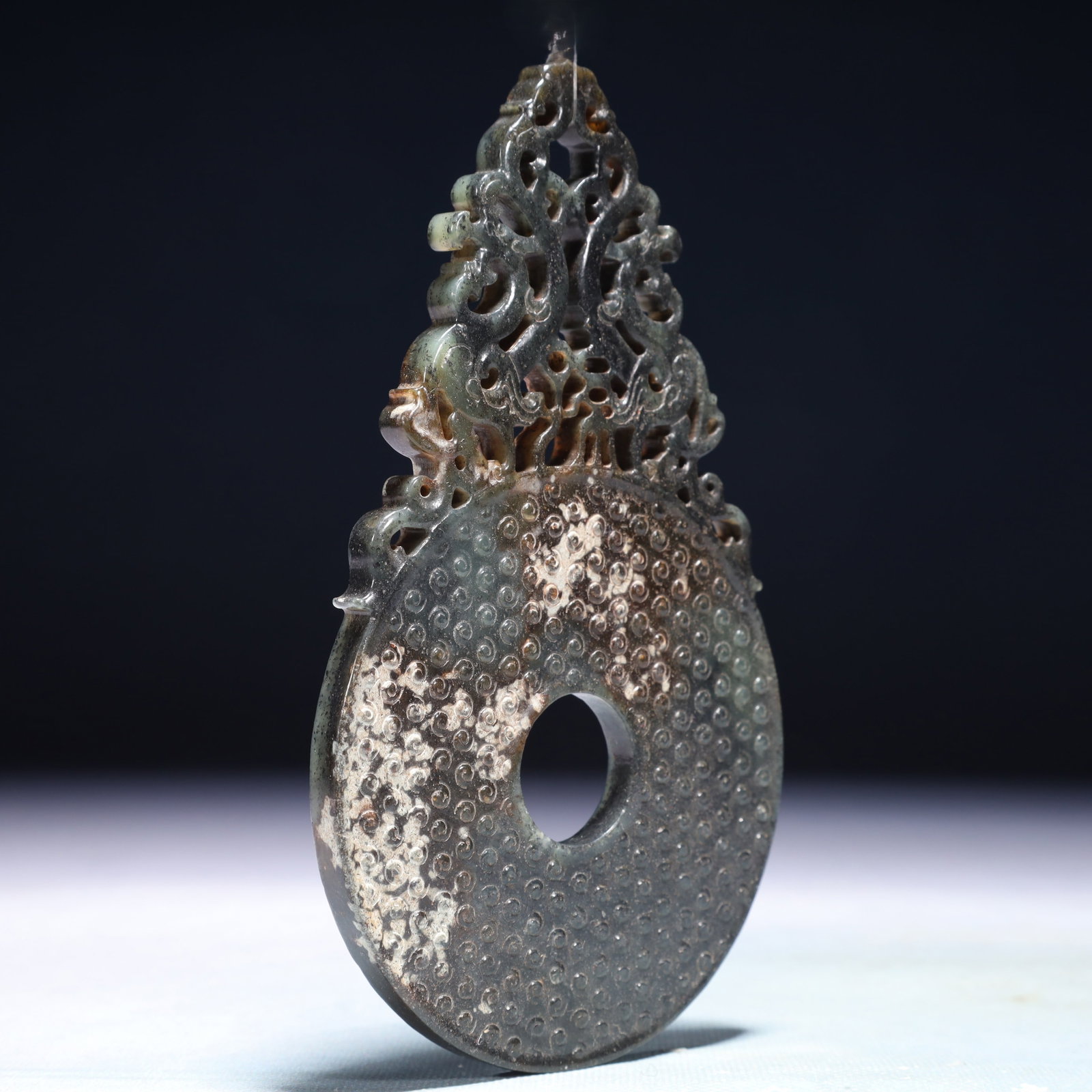 An Exquisite Black Jade Dragon Pattern Pendant - 5