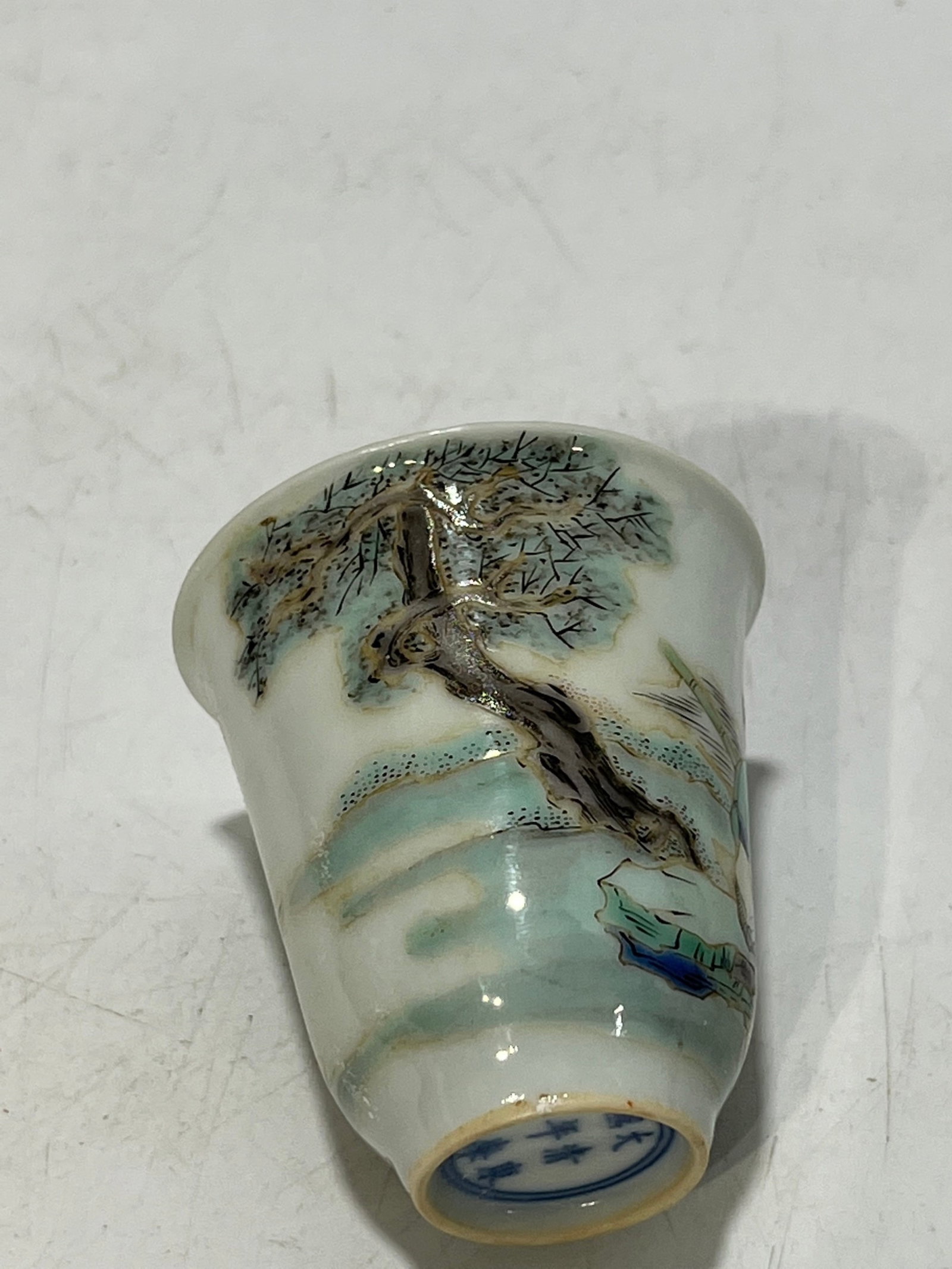 An Exquisite Wucai Figure Pattern Cup - 5