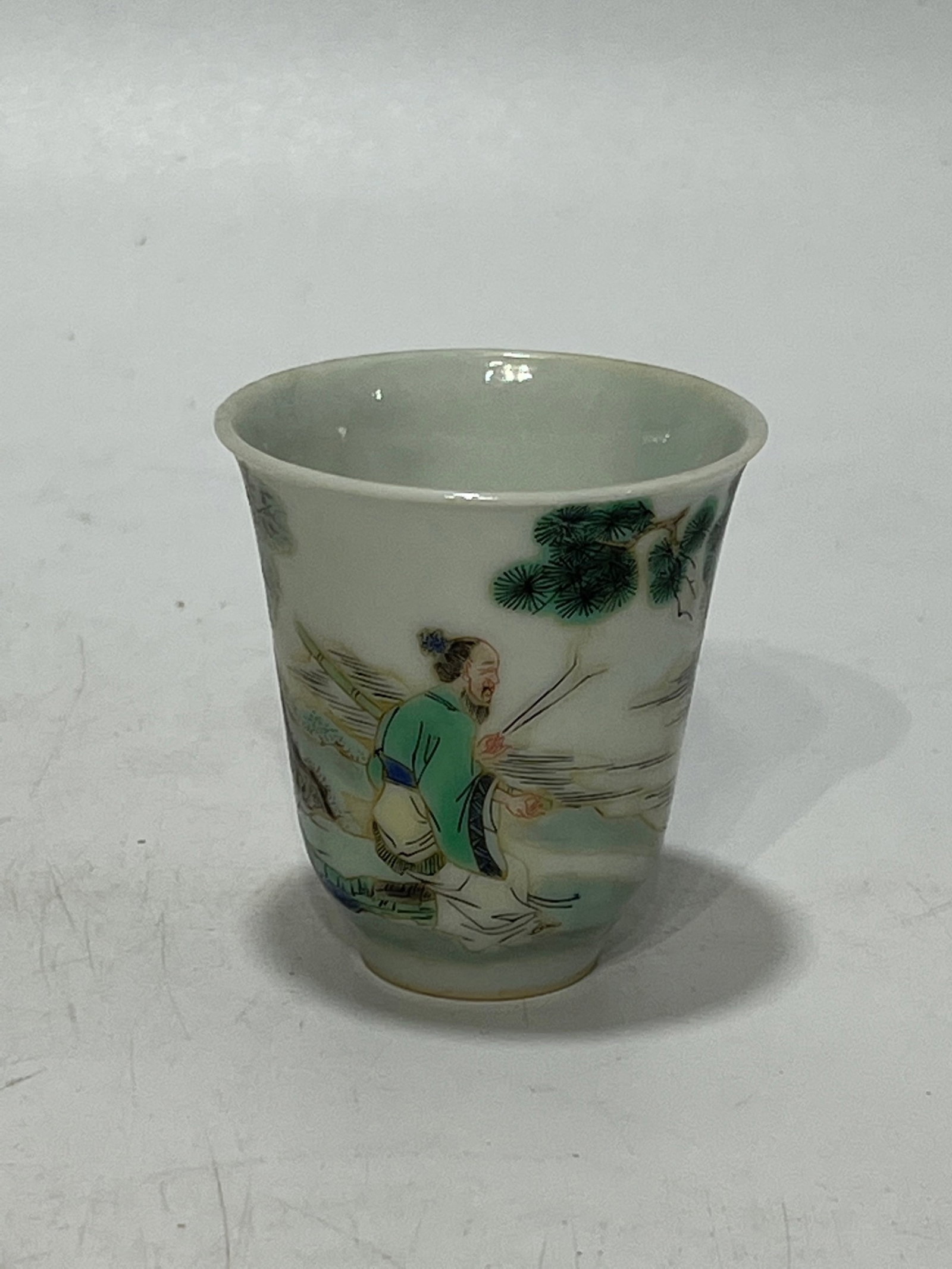 An Exquisite Wucai Figure Pattern Cup - 9