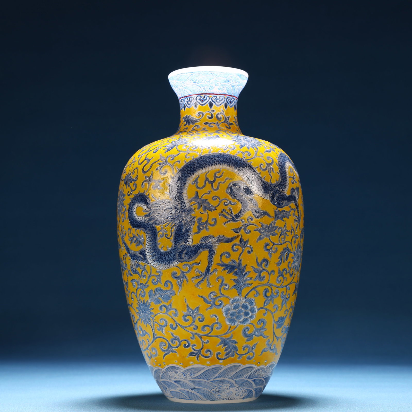 A Fine Glass Painted Enamel Flower and Dragon Pattern Vase: A Fine Glass Painted Enamel Flower and Dragon Pattern Vase,Qing Dynasty, China,Yongzheng Four-character Mark,Size:3.9inx7.7in