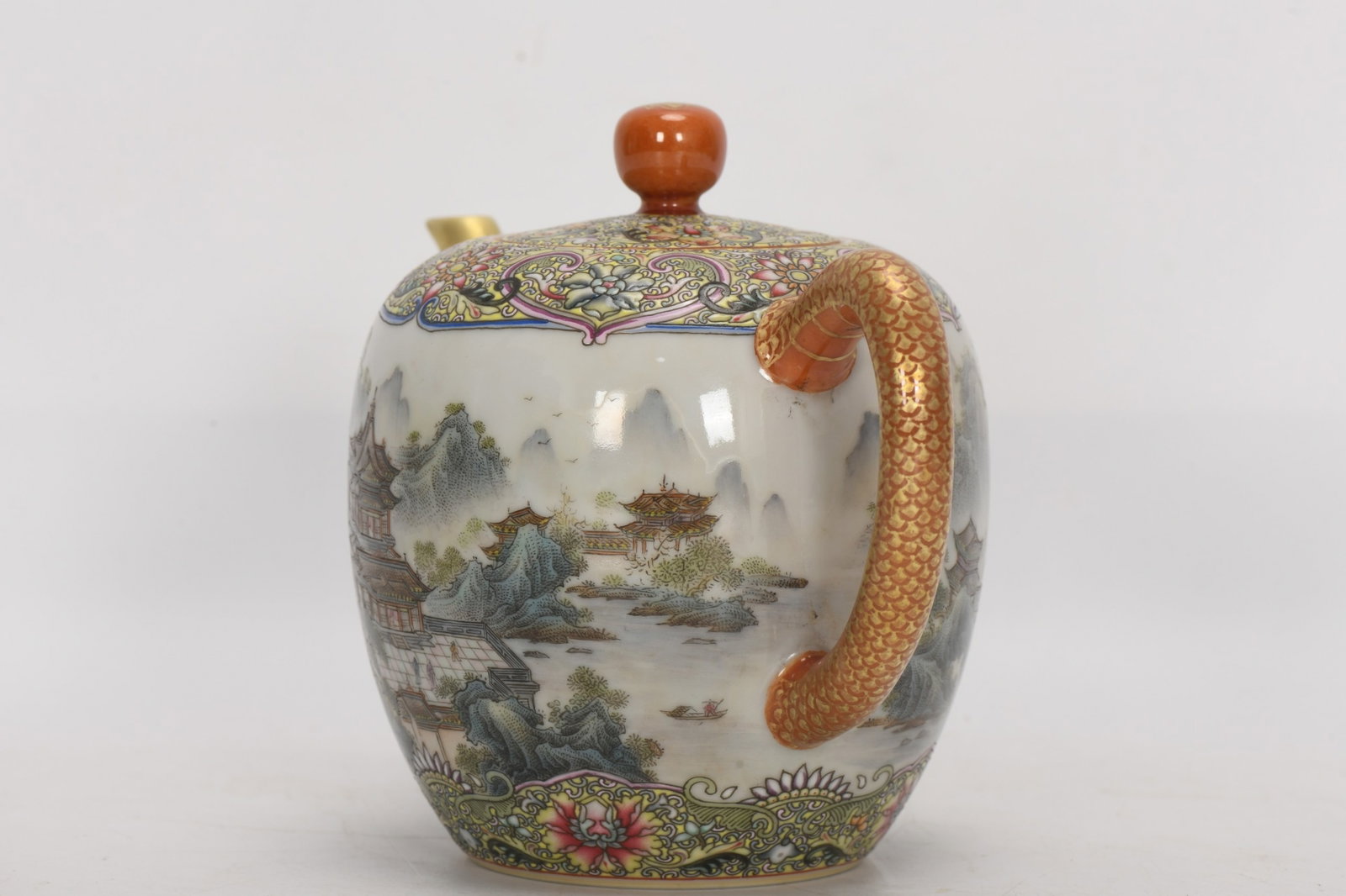 An Exquisite Enamel Landscape Pattern Teapot - 2
