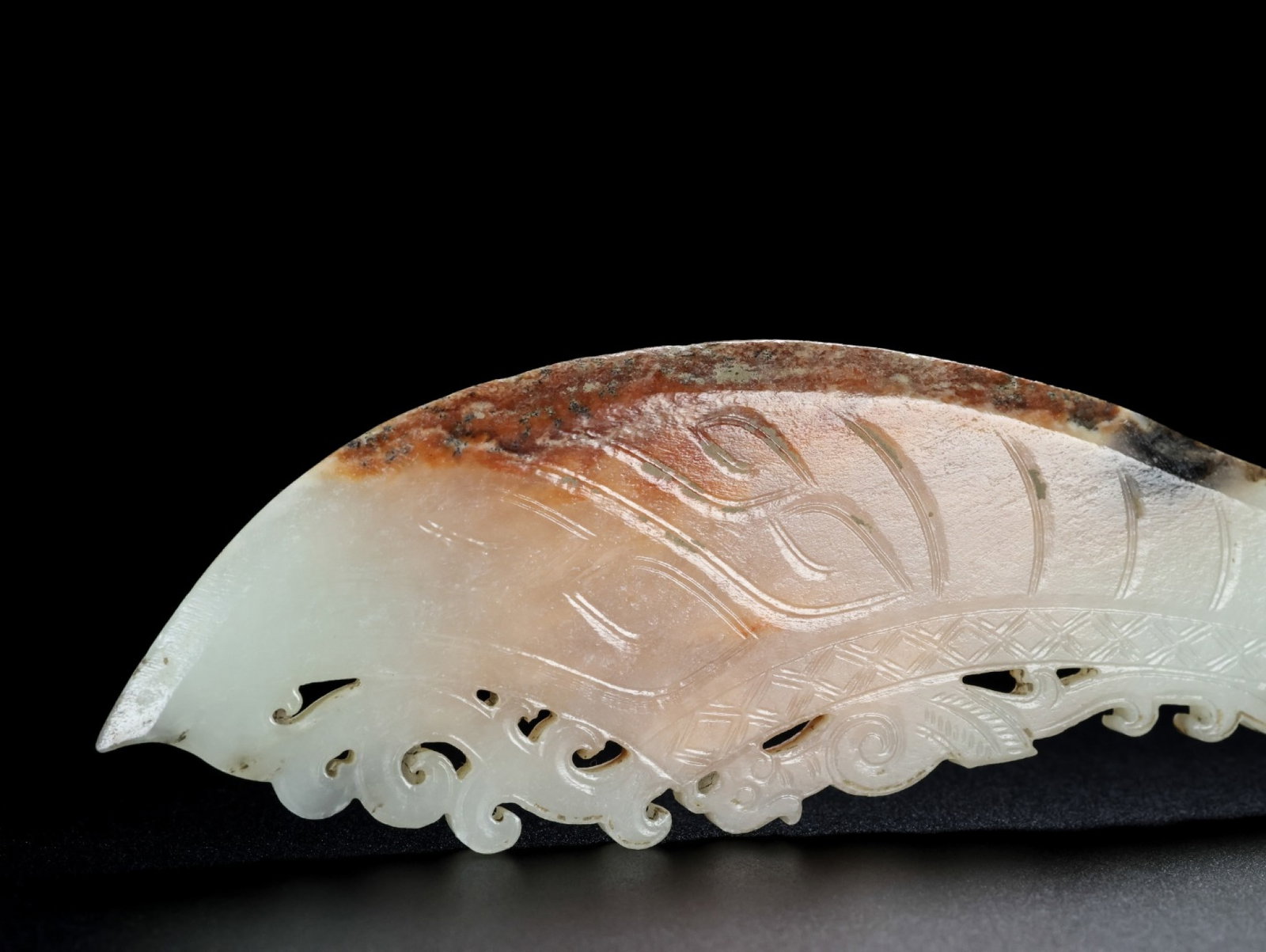 An Exquisite White Jade Auspicious Beast Pattern Sword - 8