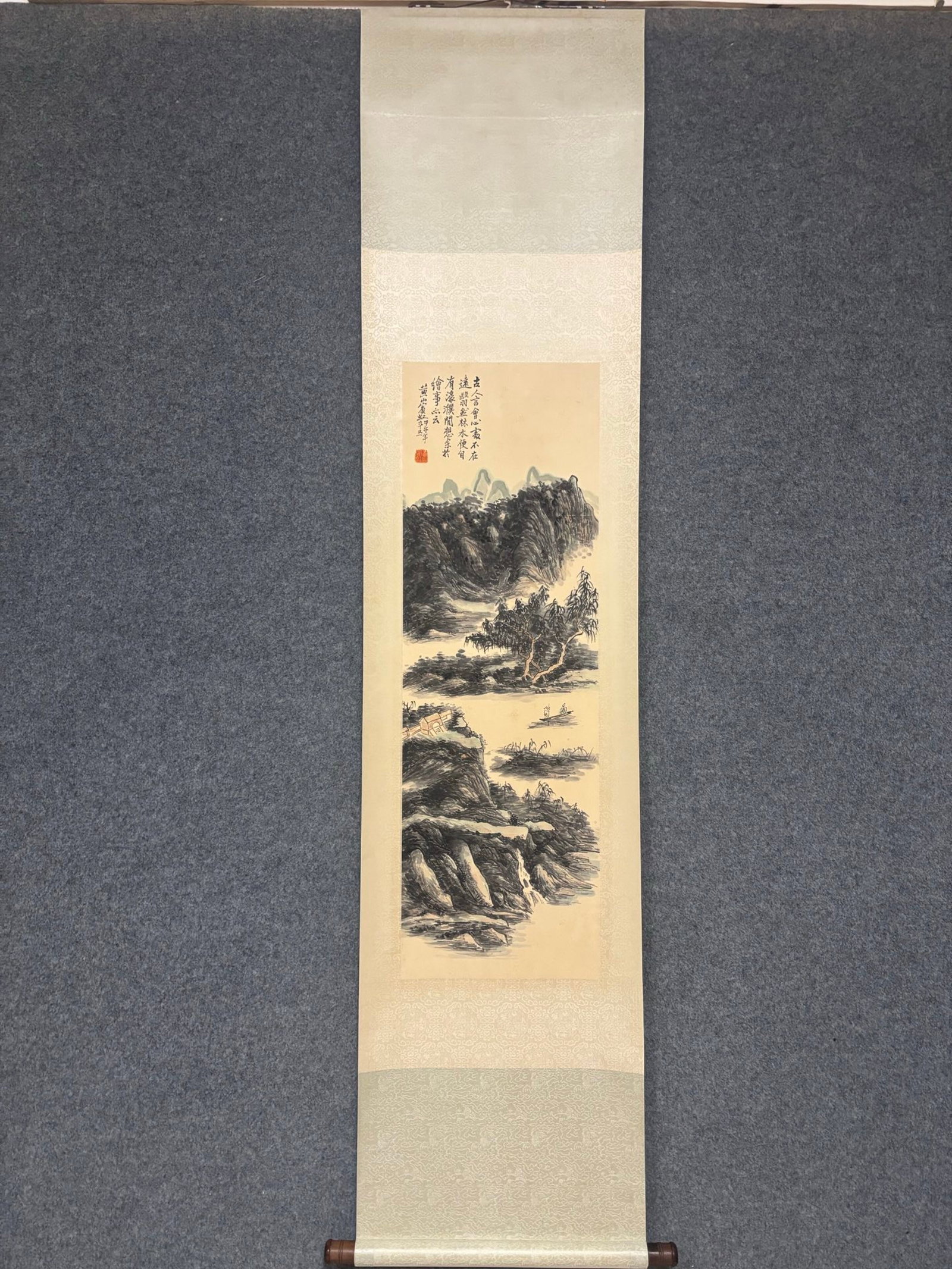 A Chinese Vertical Scroll Ink Painting of Landscape on Paper: A Chinese Vertical Scroll Ink Painting of Landscape on Paper,Huang Binhong,Size:40.9inx13in