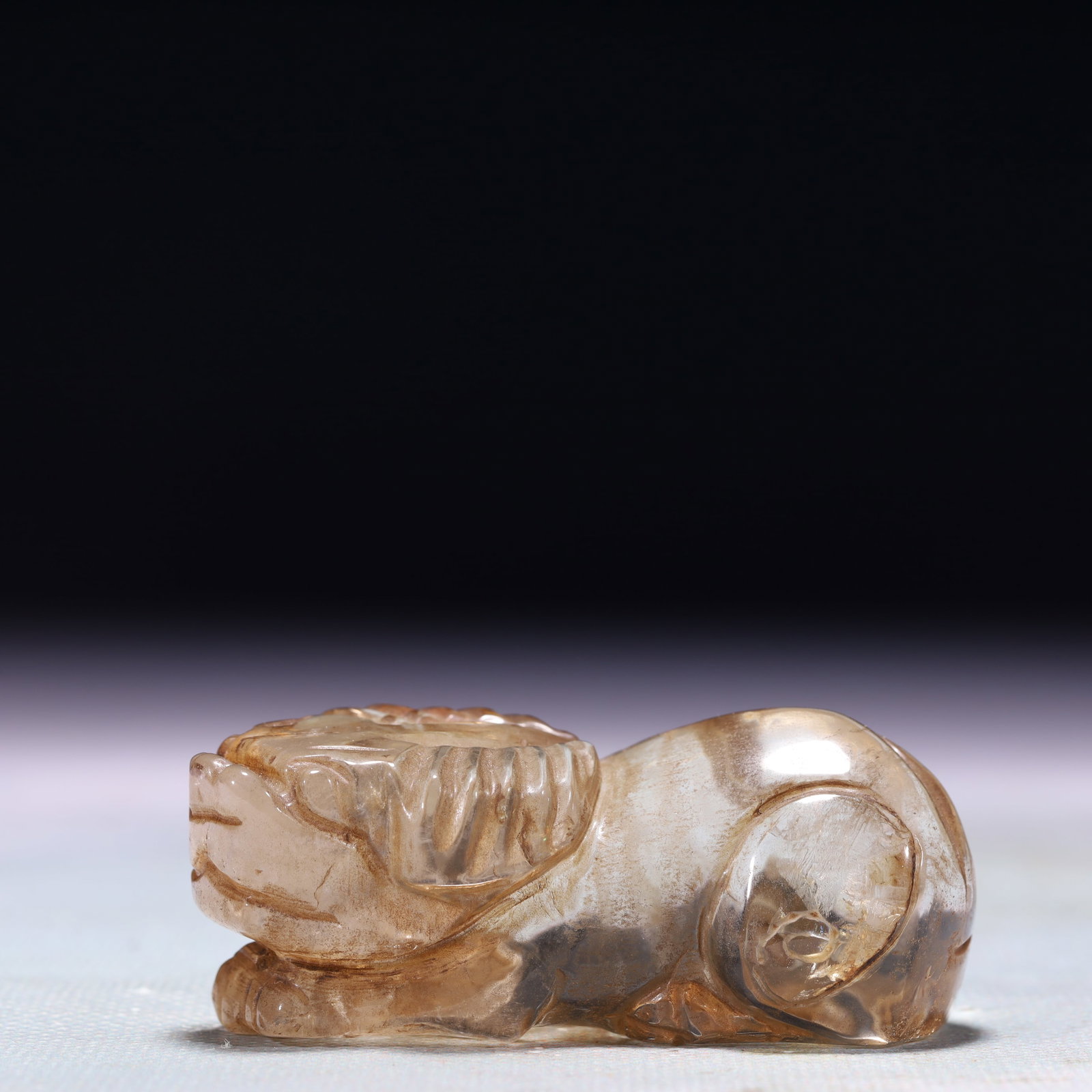An Exquisite Crystal Buffalo Ornament: An Exquisite Crystal Buffalo Ornament,Qing Dynasty,China,Size:2.6inx1.2inx1in,Weight:105.3g 水晶牛摆件,中国清代