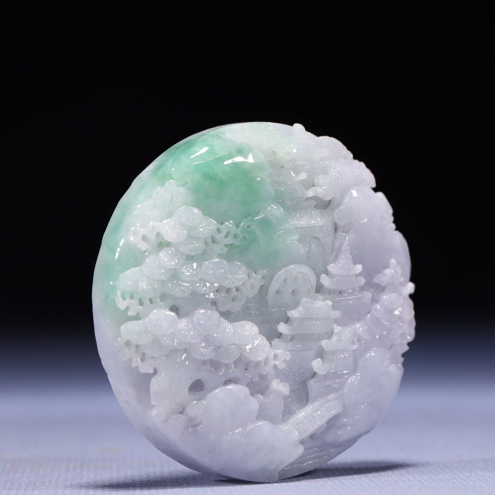 An Exquisite Jadeite Landscape Pattern Pendant - 3