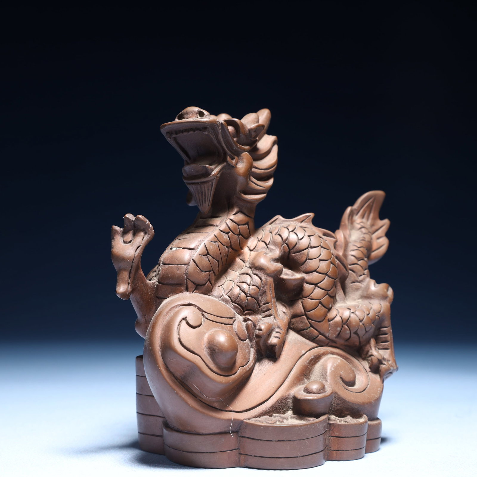 An Exquisite Bronze Auspicious Cloud and Dragon Ornament - 2