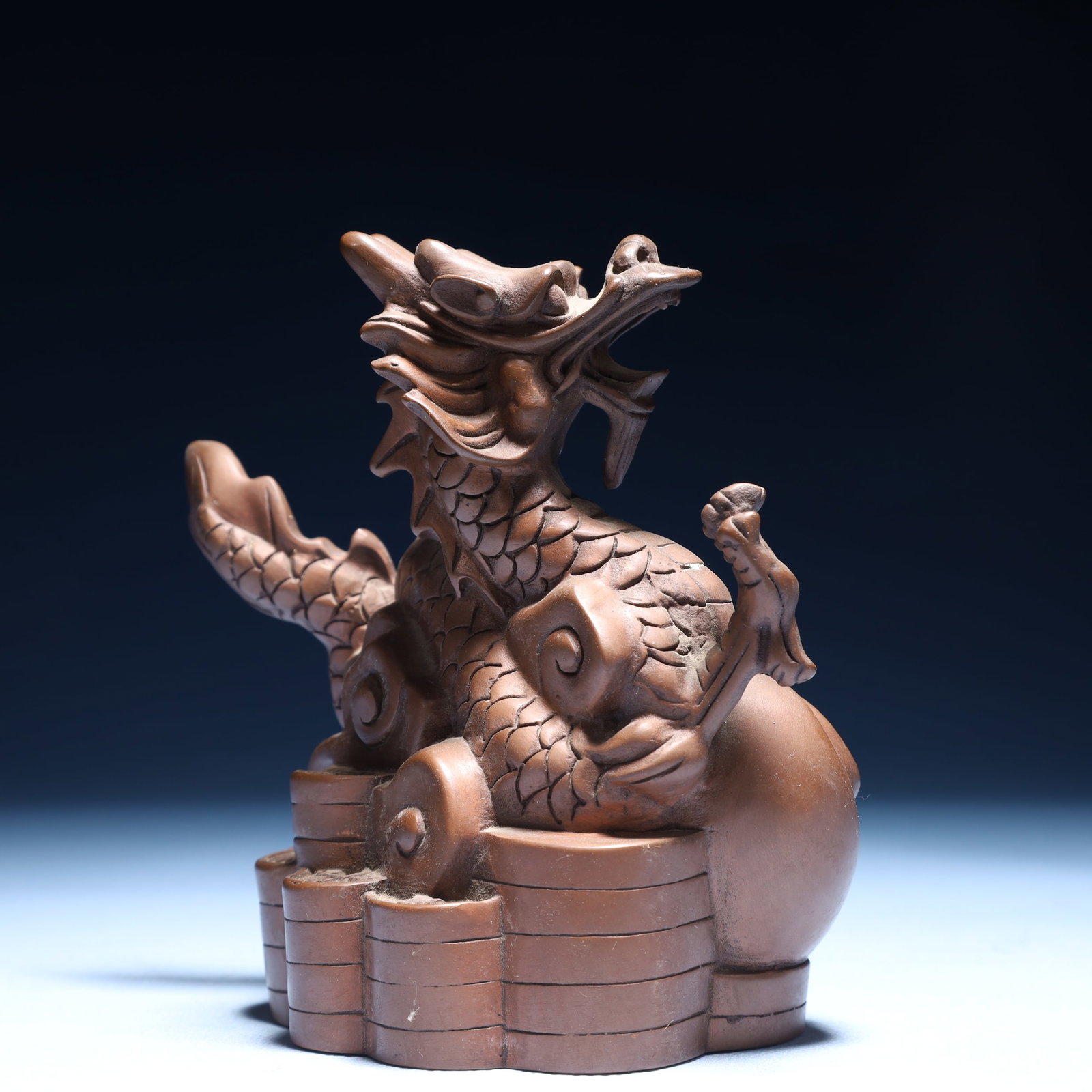 An Exquisite Bronze Auspicious Cloud and Dragon Ornament - 3