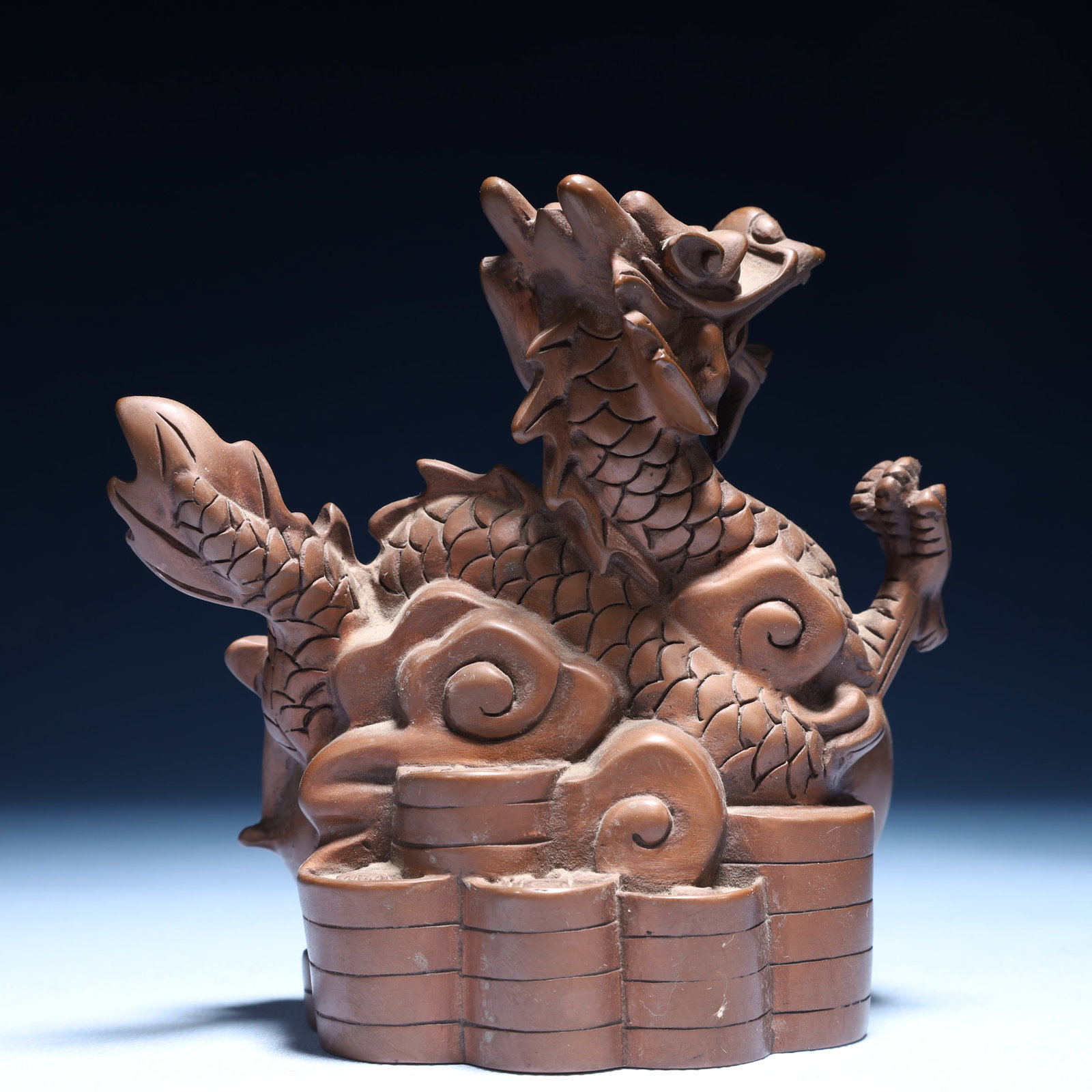 An Exquisite Bronze Auspicious Cloud and Dragon Ornament - 4
