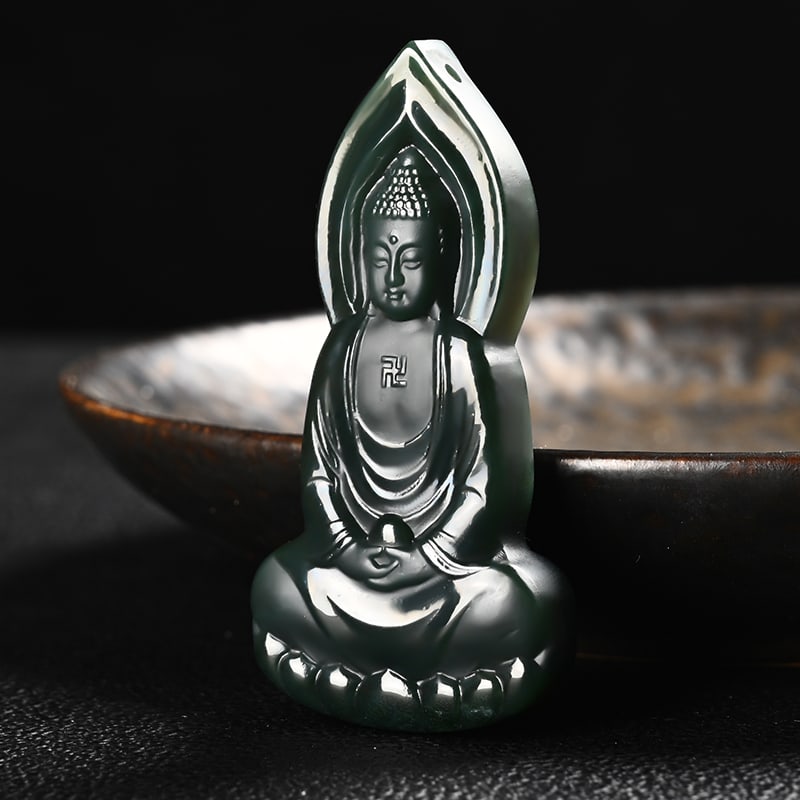 An Exquisite Cyan jade Statue of Sakyamuni Pendant: An Exquisite Cyan jade Statue of Sakyamuni Pendant,Size:2.4inx1.2inx0.3in 青玉如来像挂件