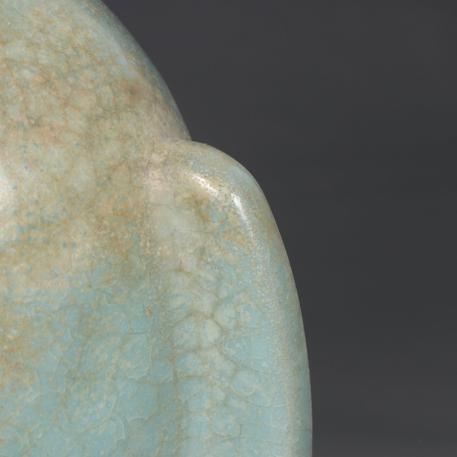 An Exquisite Ru yao Fish Pattern Double-Ears Vase - 7
