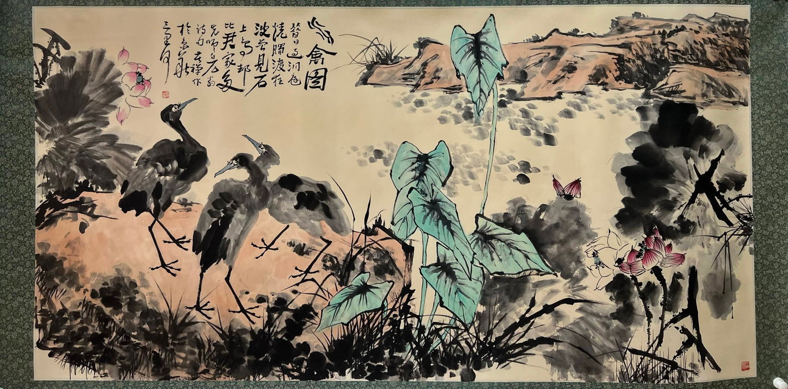 A Chinese Ink Painting of Flower and Crane on Paper: A Chinese Ink Painting of Flower and Crane on Paper,Li Kuchan,Size:48.4inx94.5in 一幅中国水墨花卉鹤画,李苦禅