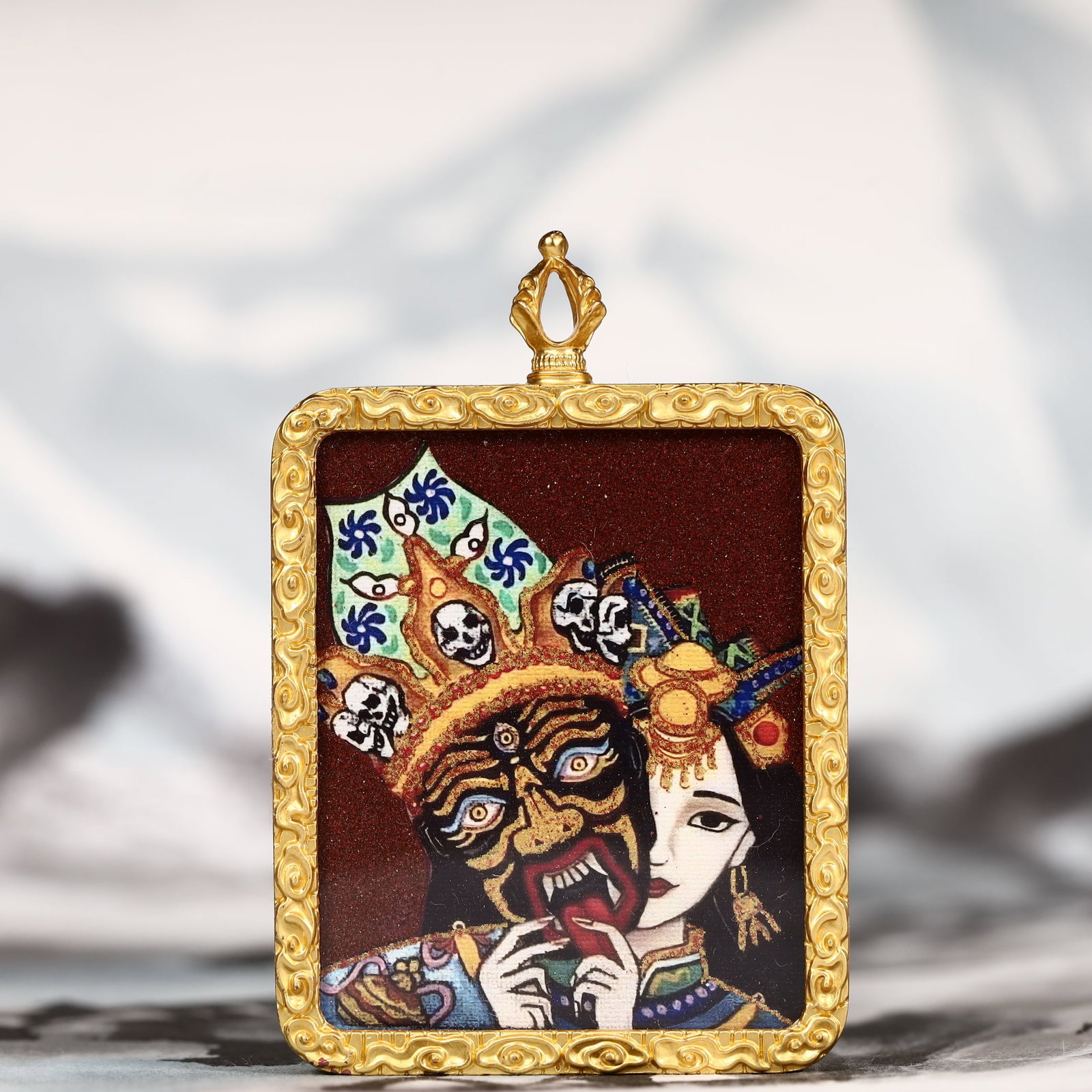 An Exquisite Painted Color Statue of Zhagilhamo Tangka: An Exquisite Painted Color Statue of Zhagilhamo Tangka,Size:2inx2.8in 彩绘扎基拉姆像唐卡