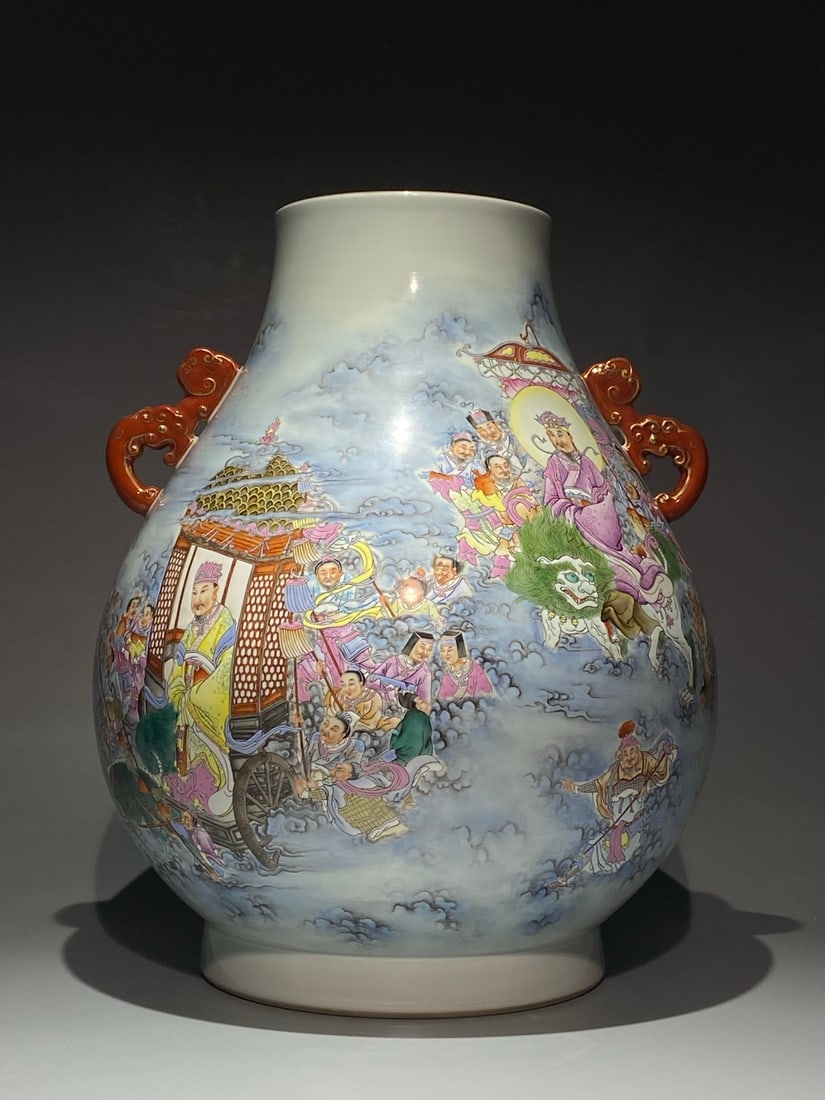 A Huge Famille-Rose Painted Gold Character and Story Pattern Double-Ears Vase,with poem: A Huge Famille-Rose Painted Gold Character and Story Pattern Double-Ears Vase,with poem,Qing Dynasty,China,Qianlong Six-character Mark,Size:18.9inx15.4in 粉彩描金人୰