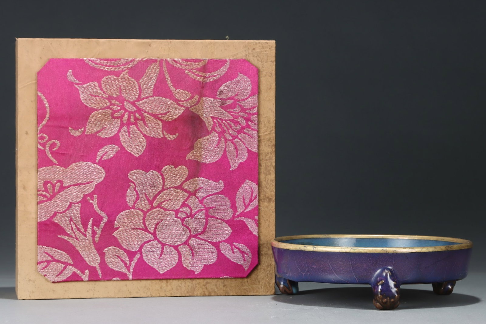 An Exquisite Jun yao Purple Glazed Tripod Brush Washer: An Exquisite Jun yao Purple Glazed Tripod Brush Washer,Song Dynasty,China,Size:2.6inx8.9in 钧窑紫釉三足笔洗,中国宋代