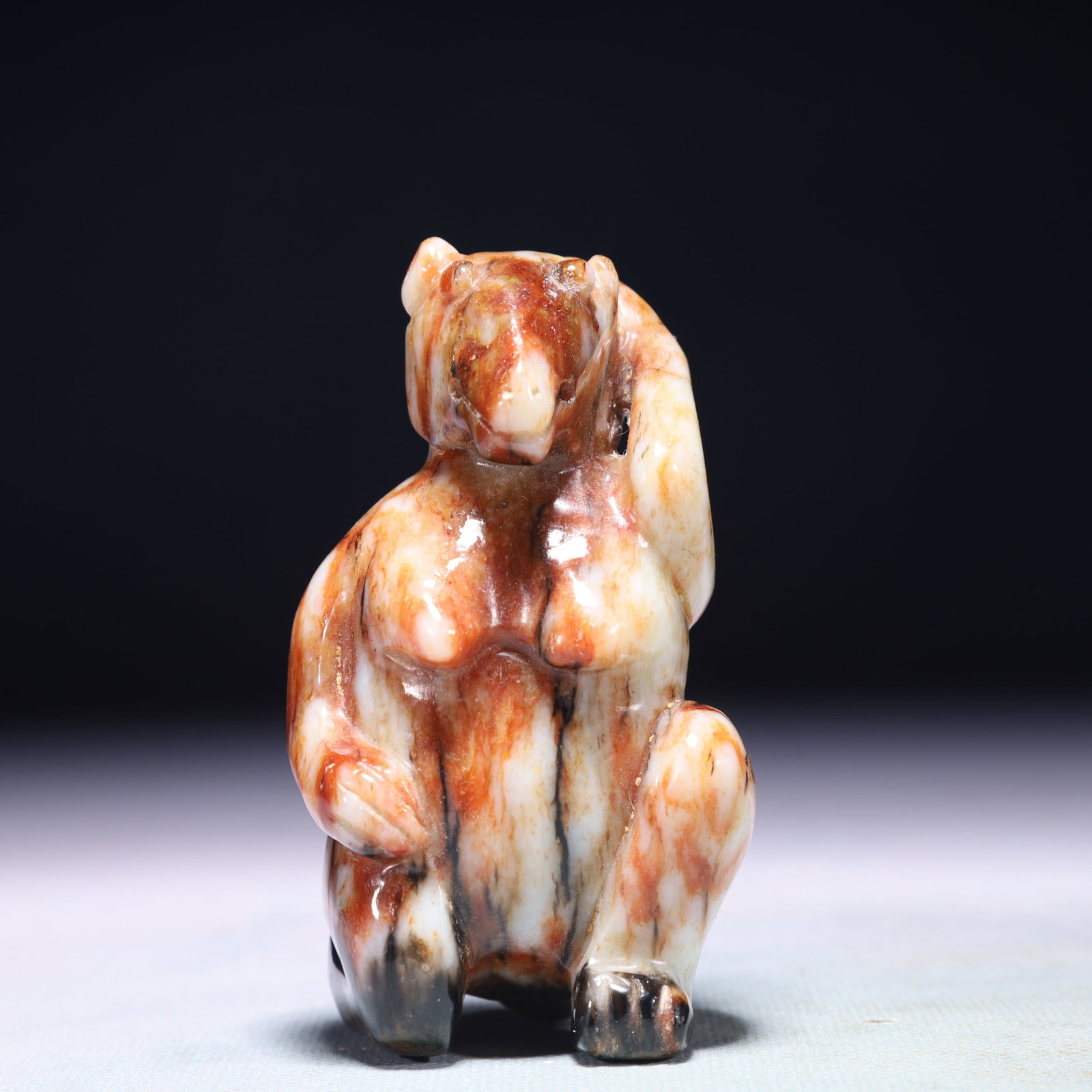 An Exquisite White Jade Bear Ornament: An Exquisite White Jade Bear Ornament,Qing Dynasty,China,Size:2inx1.6inx3.3in,Weight:275g 白玉熊摆件,中国清代
