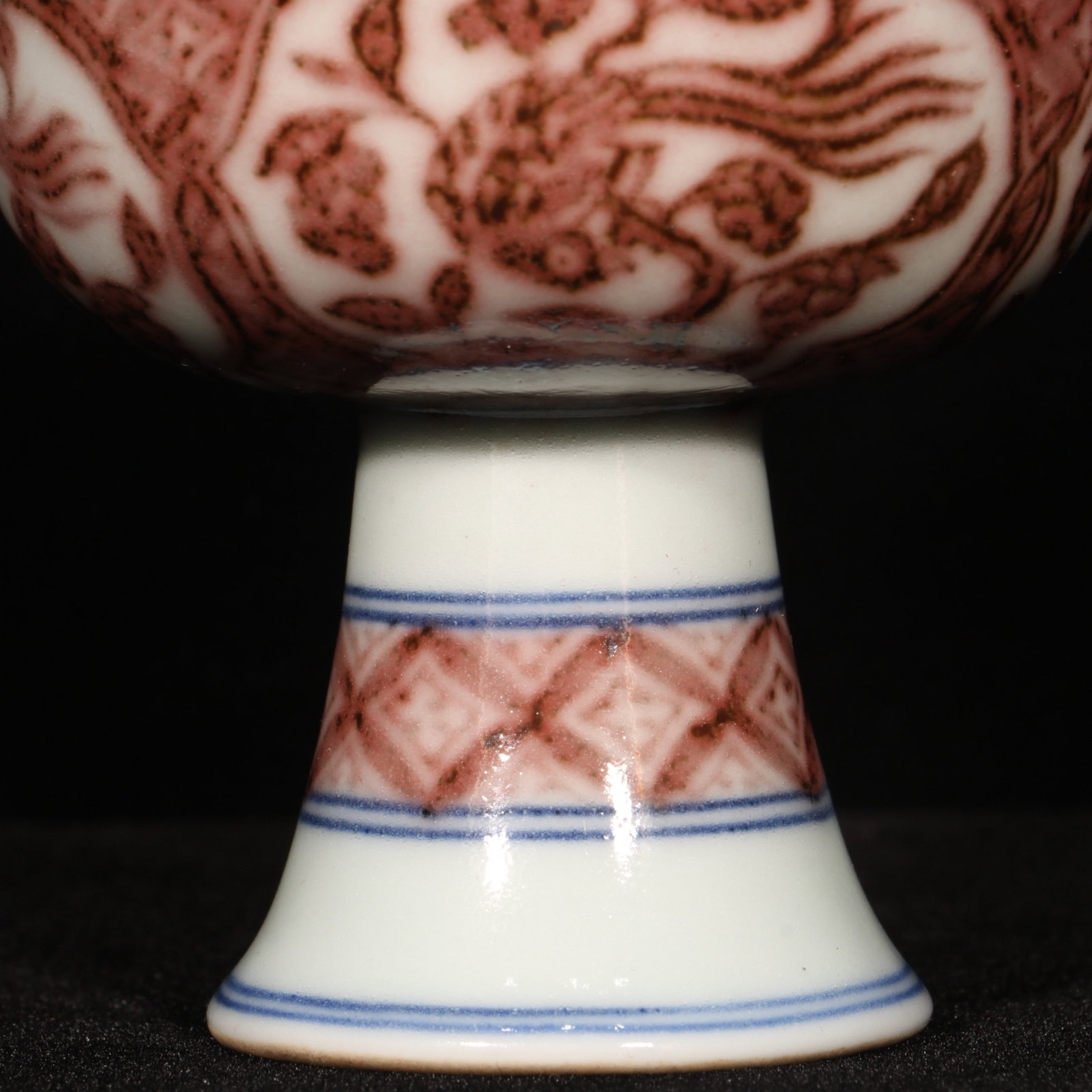An Exquisite Underglaze-Red Flower and Bird Pattern Stem Cup - 3